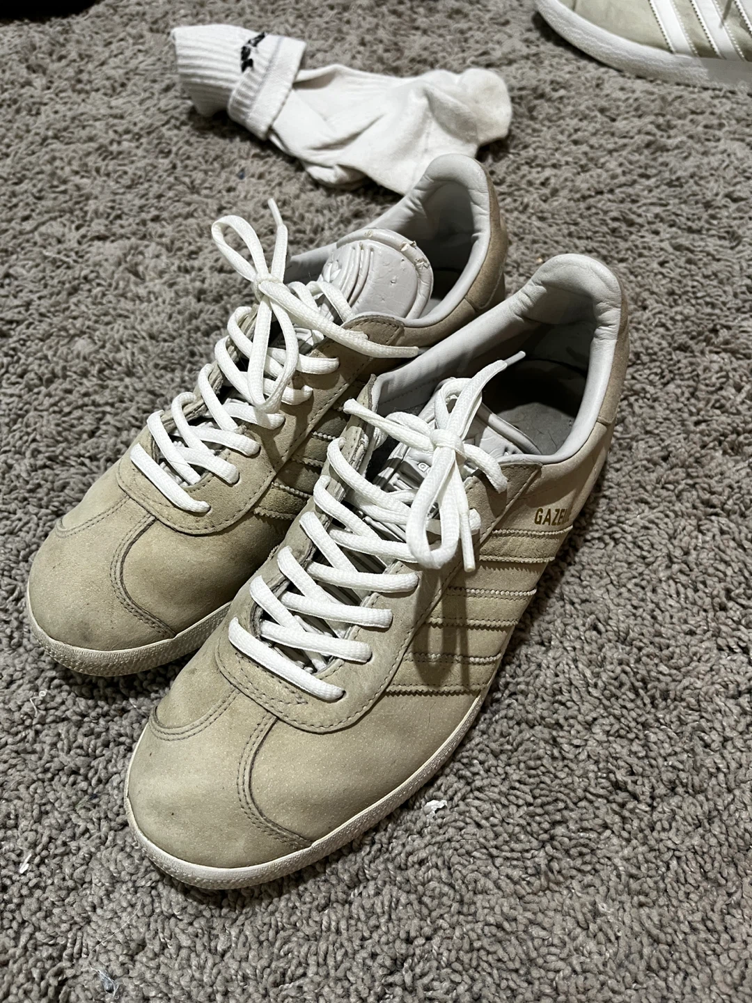 Adidas Gazelle Beige Size 8