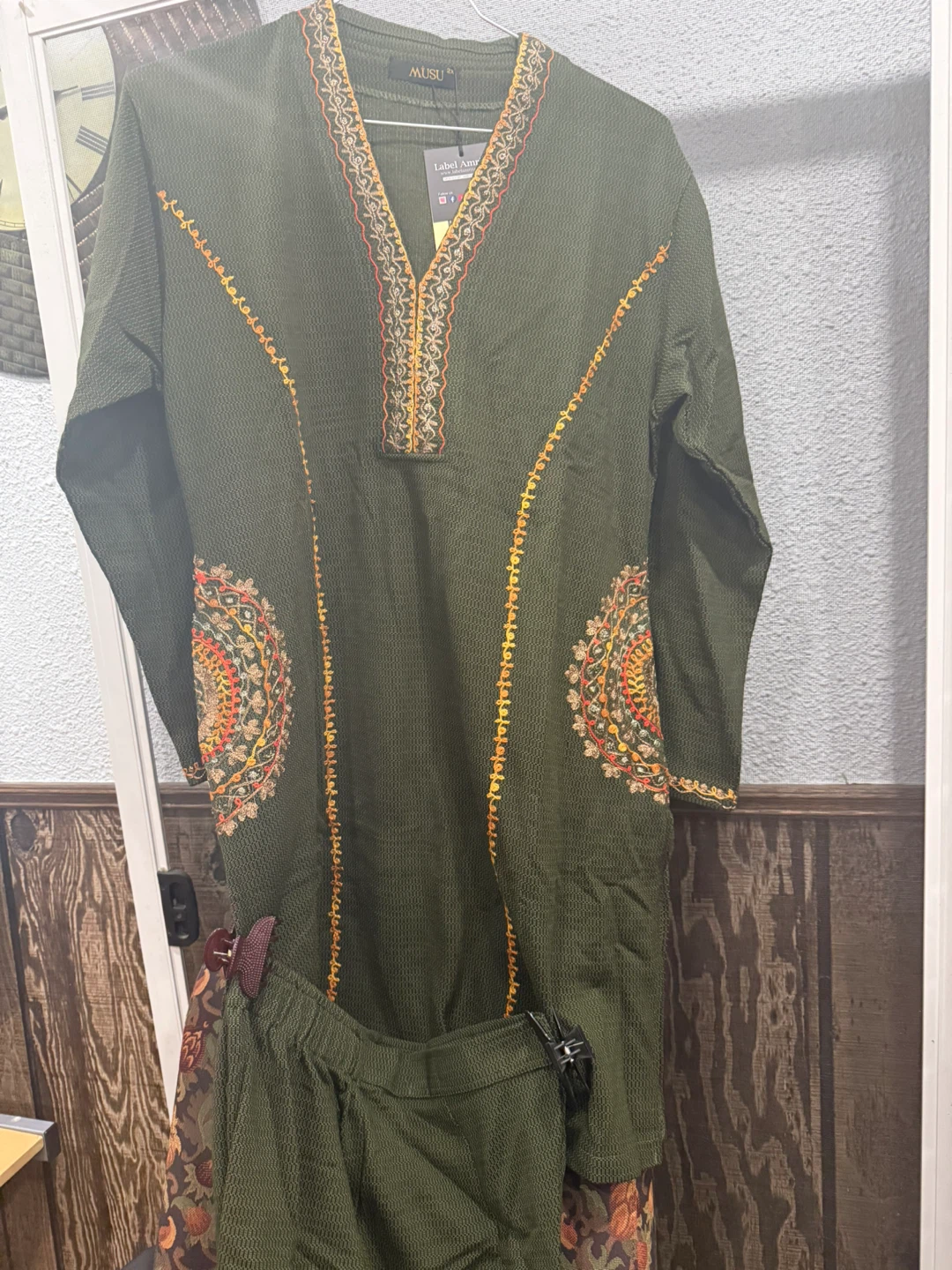 MUSU Green Embroidered 2-Piece Set