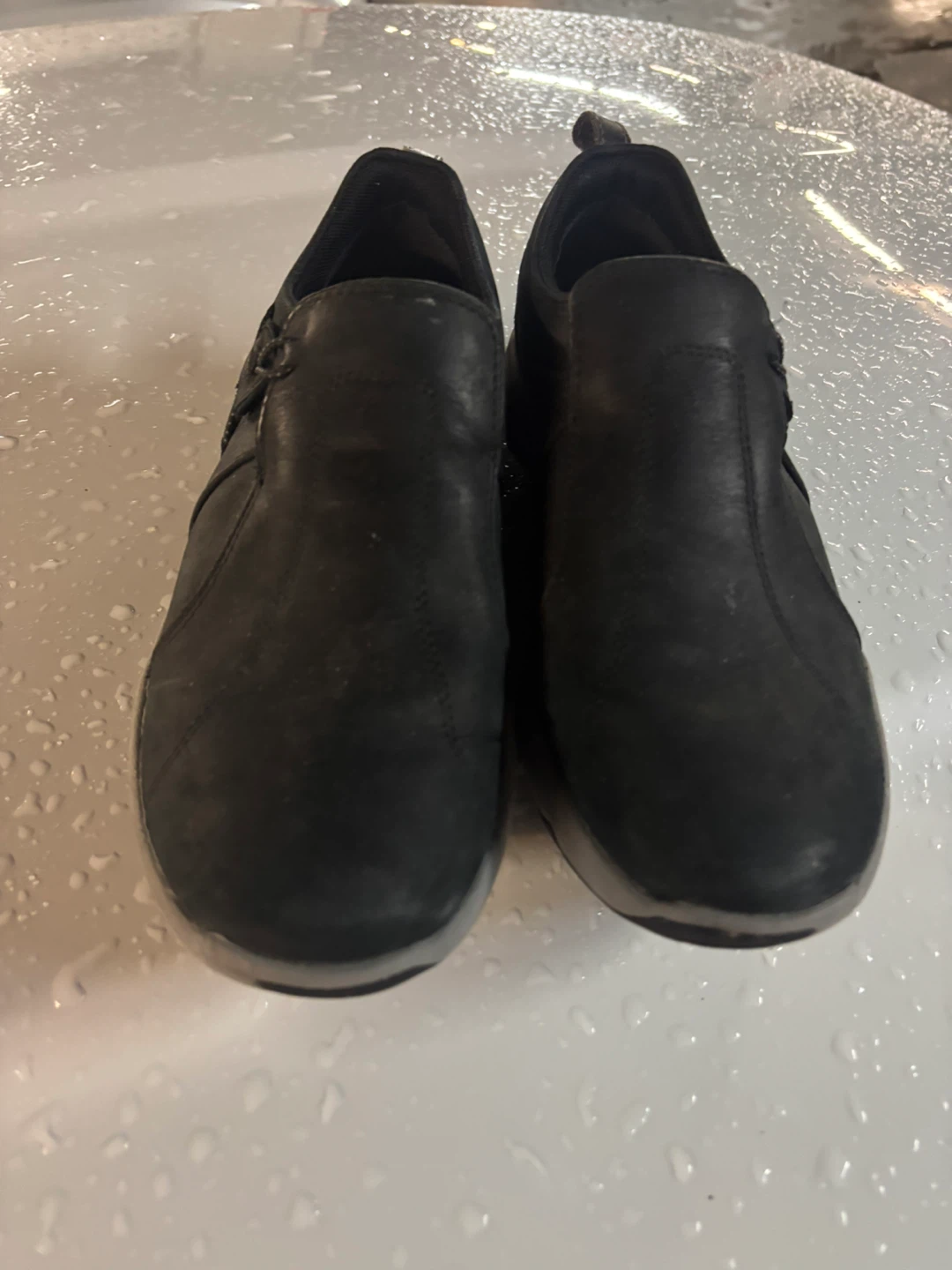 Shoes for adults waterproof