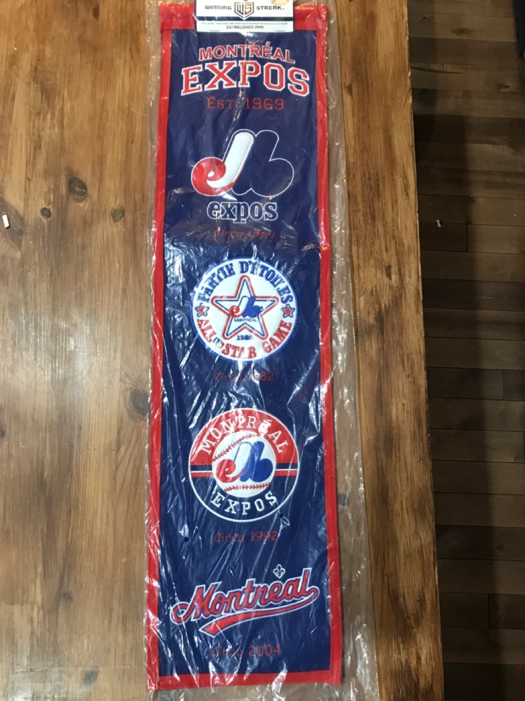 Winning Streak Montreal Expos Heritage Banner - photo 2
