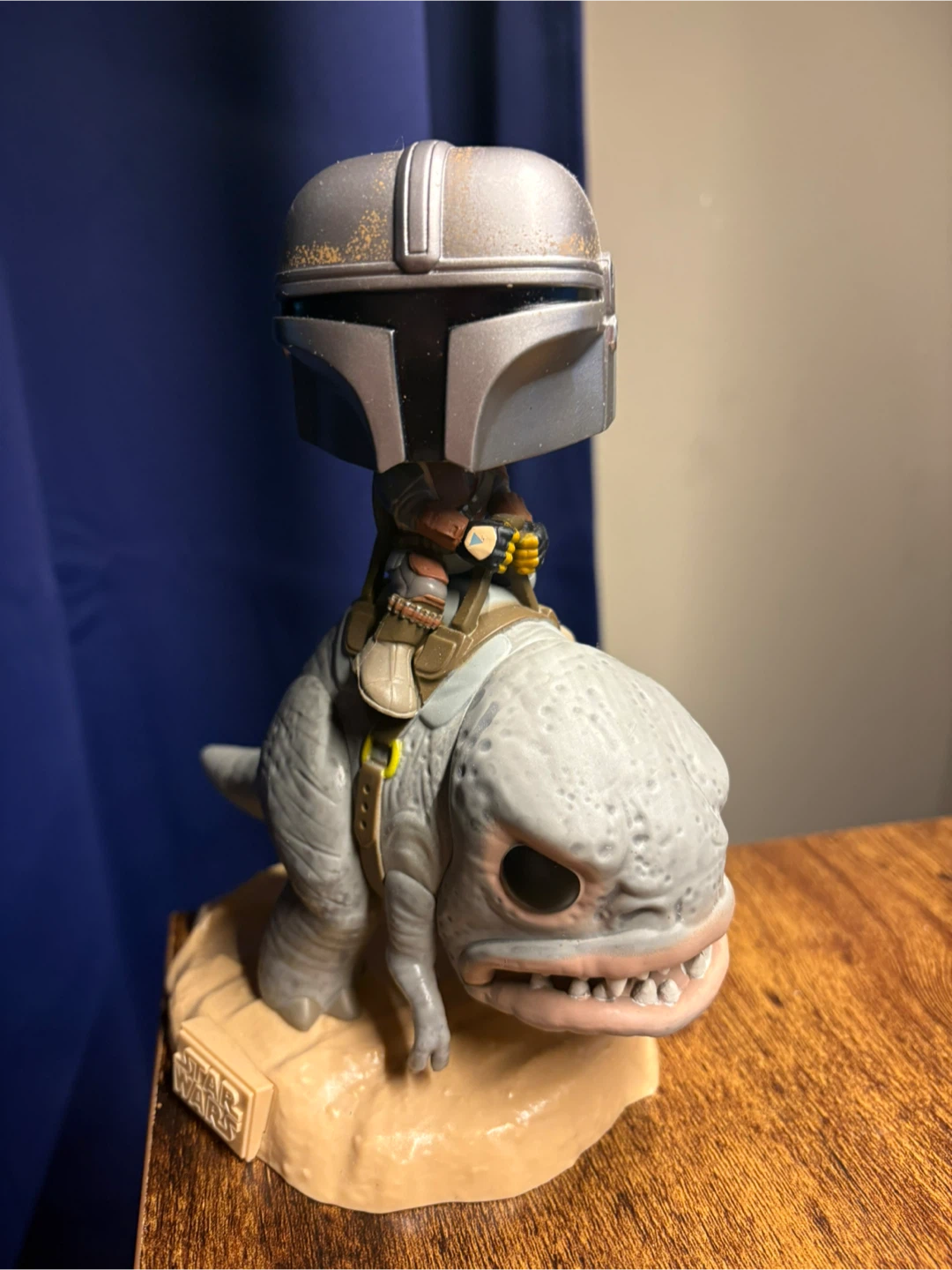 Funko Pop! Star Wars Mandalorian on Blurrg