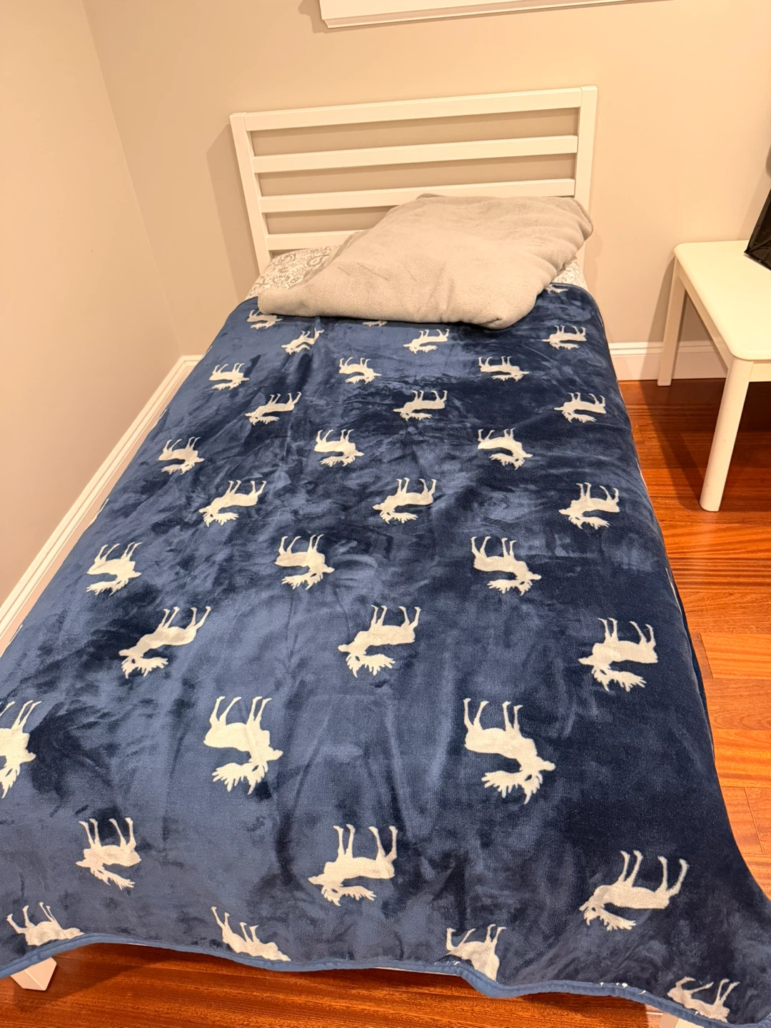 IKEA Single Bed Frame - photo 4