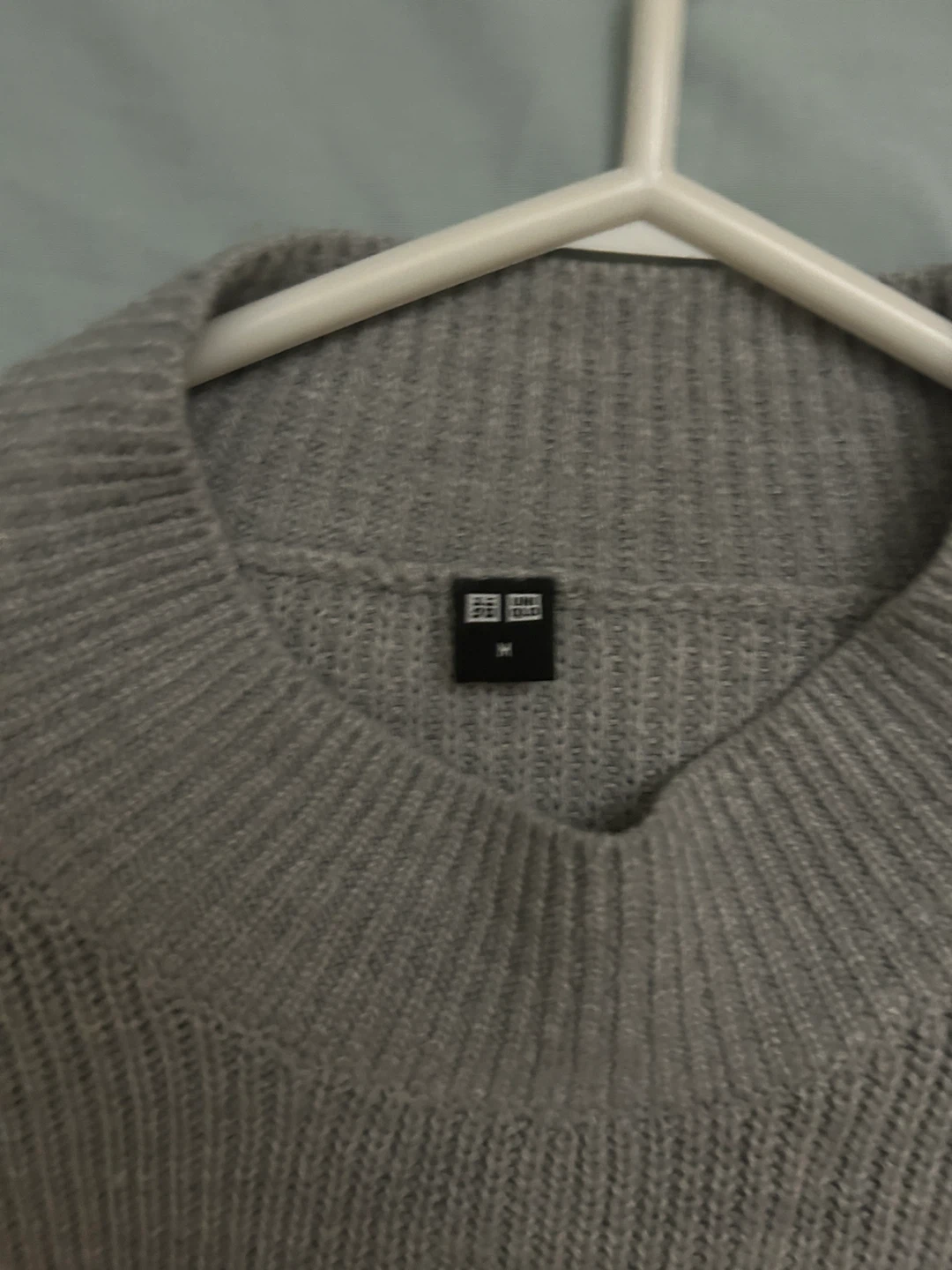 Uniqlo Grey Sweater - Size M - photo 2