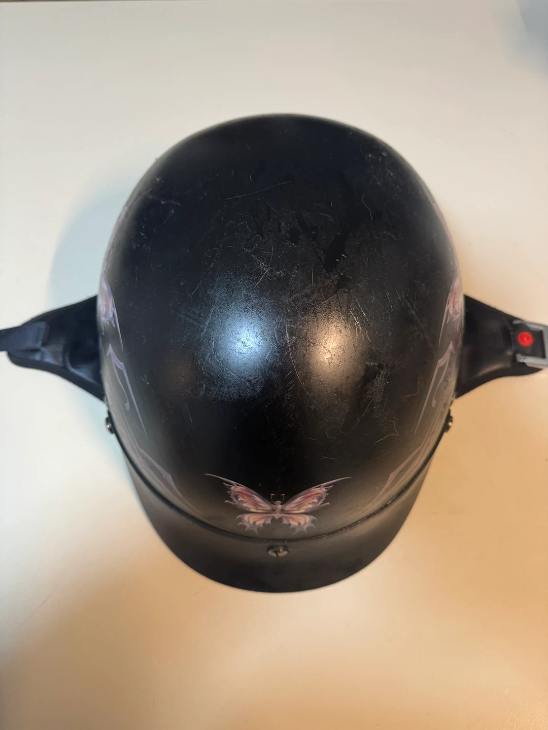 🏆 Outlaw Motorcycle Helmet - Butterfly Design