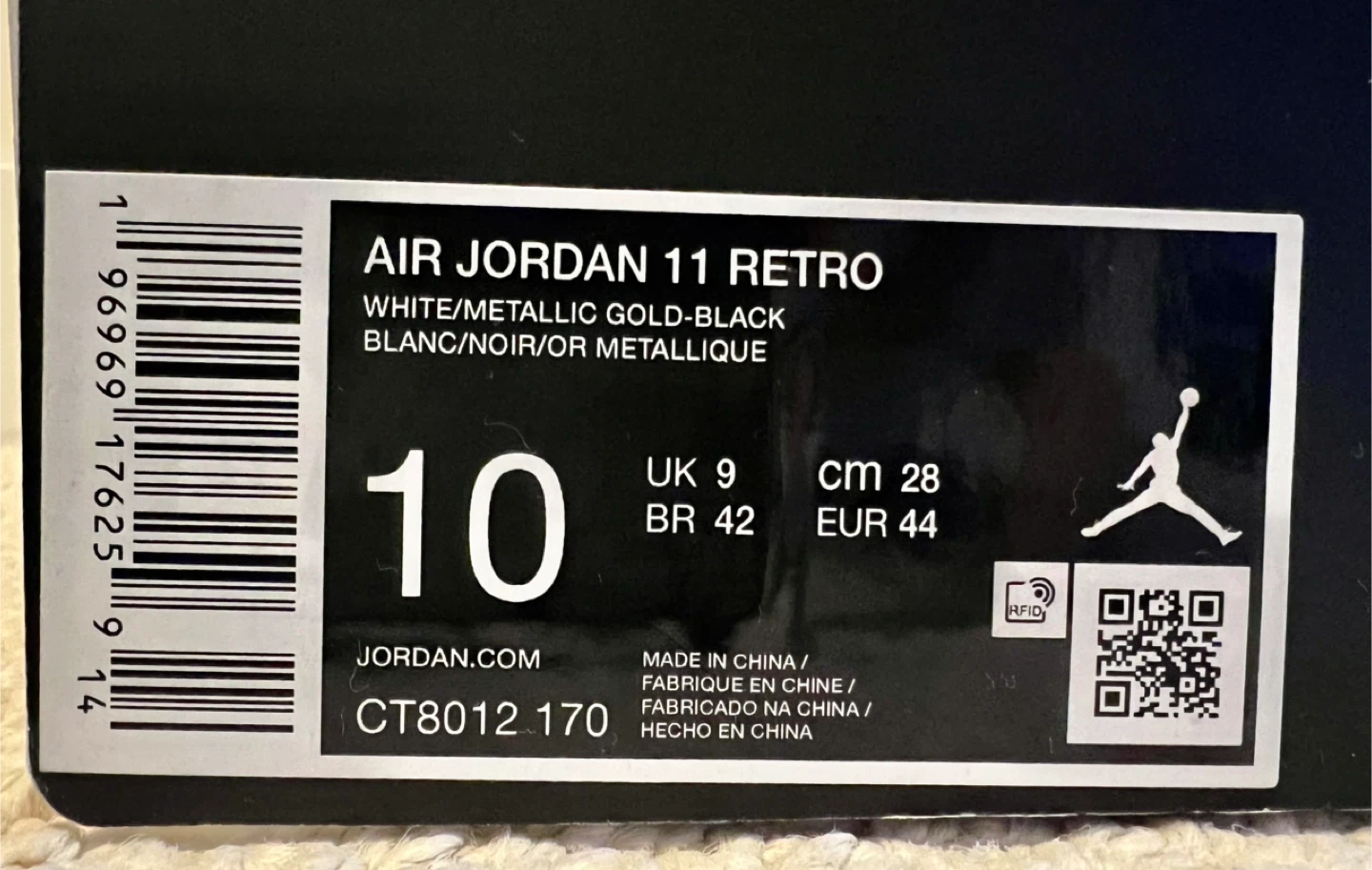 Air Jordan 11 Retro White/Black Size 10 - photo 5