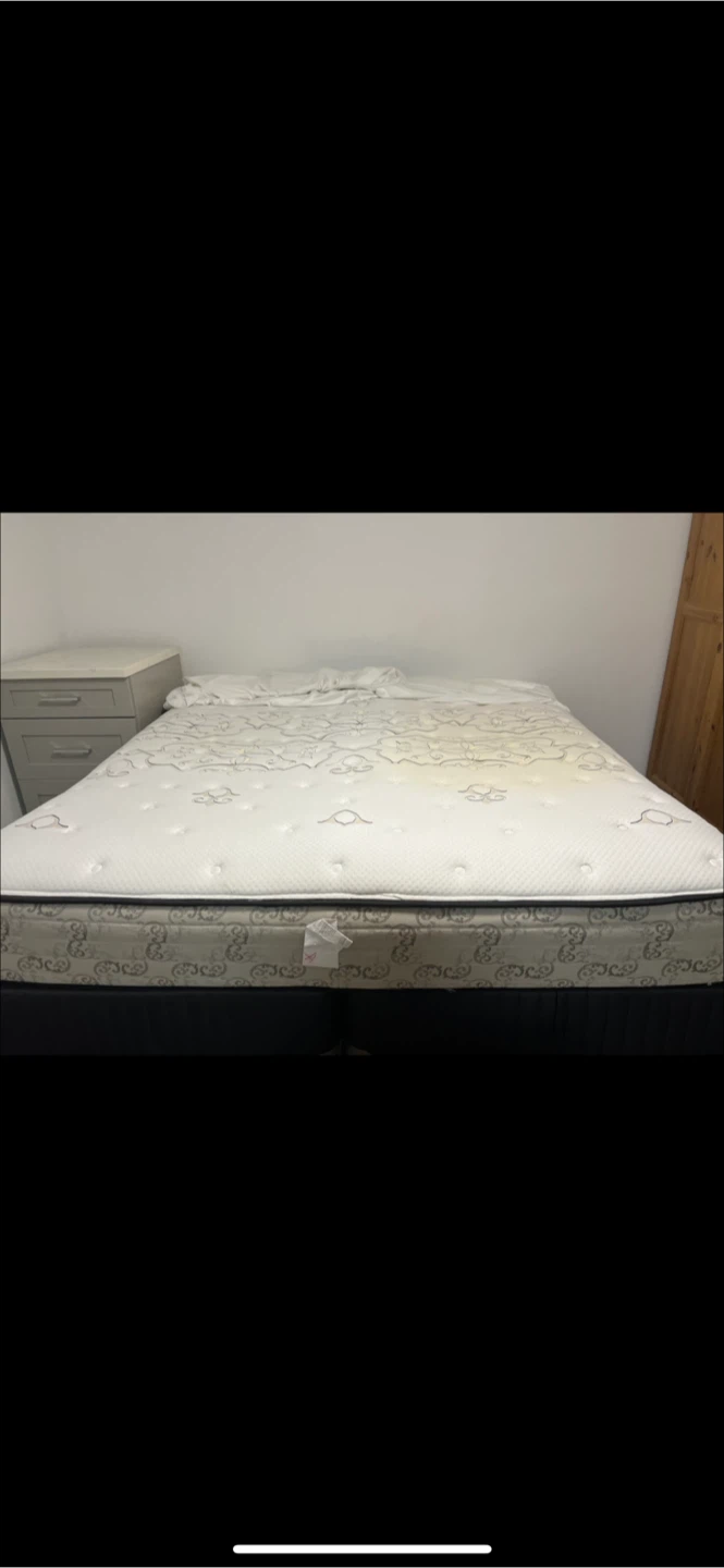 Free King Size Mattress - photo 3