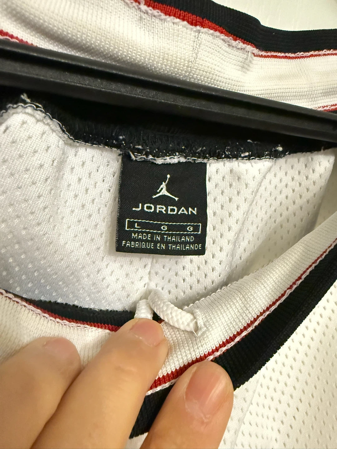 Jordan White Basketball Shorts - Size Large - photo 4