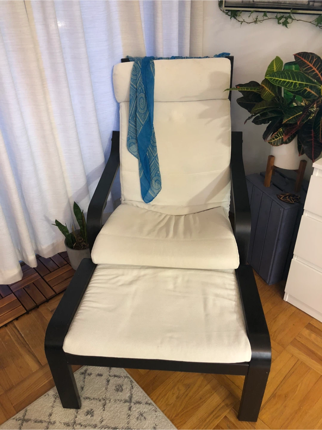 IKEA Poang Chair with Footstool - Dark brown/Off-White - photo 2