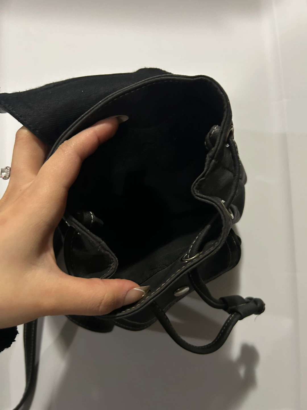 🏆 EQUIP Black Mini Backpack - photo 5
