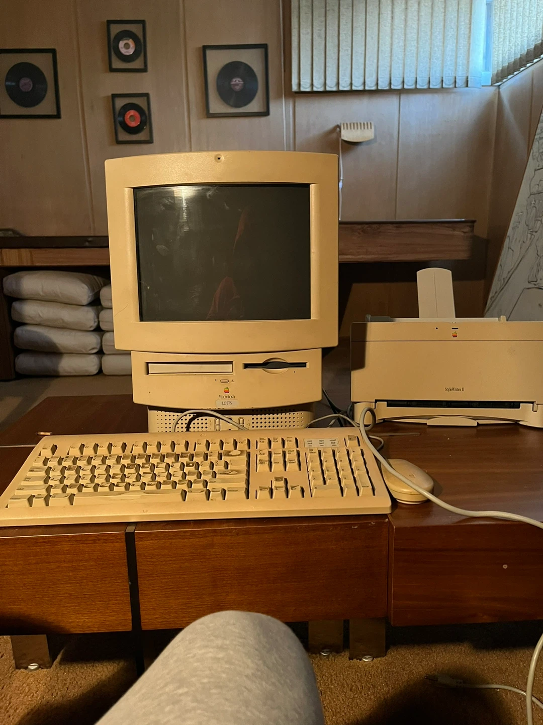 Vintage Macintosh LC 575 Computer - photo 5