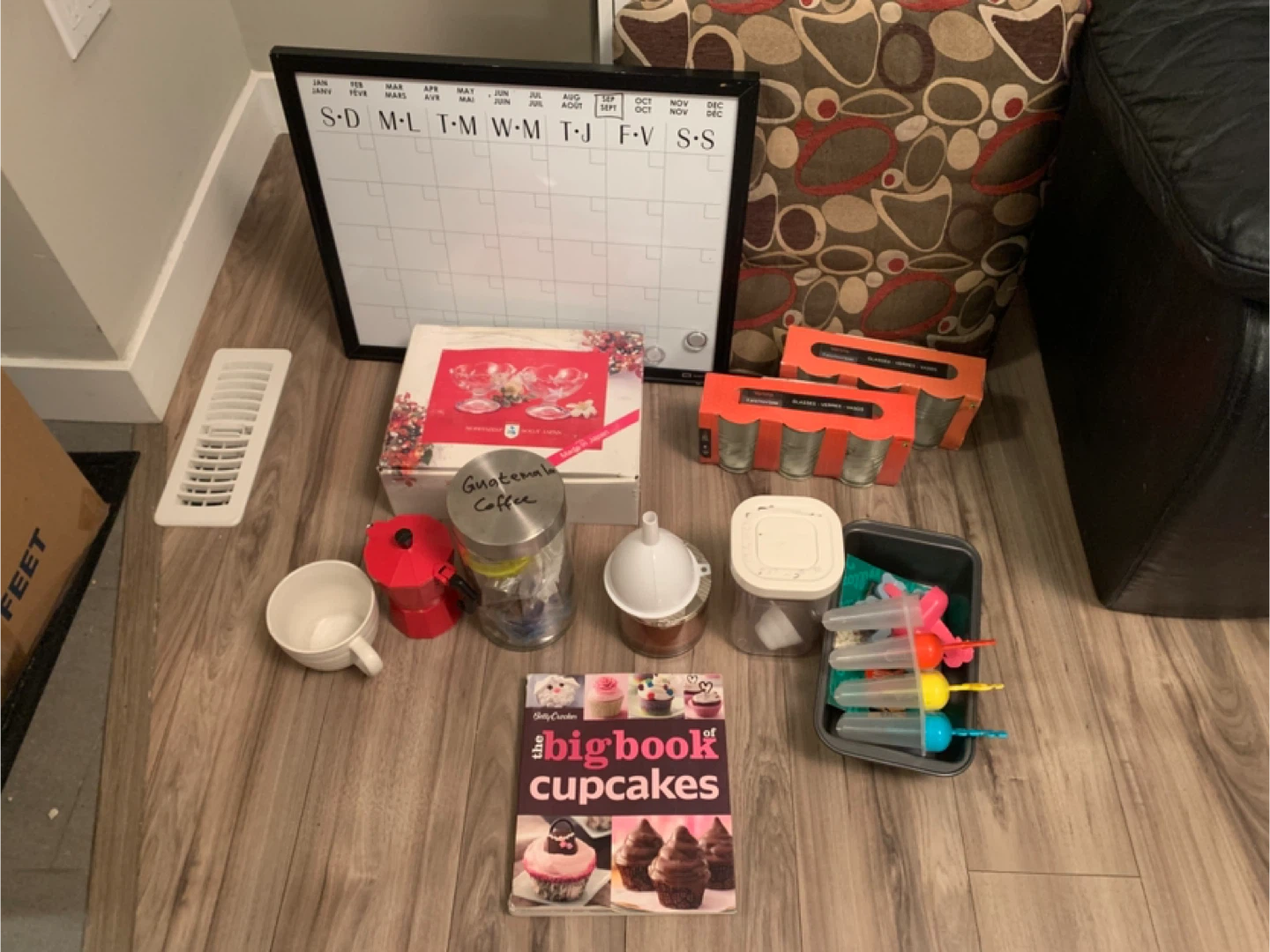 Free Household, Kitchen Items and Toys! - photo 3
