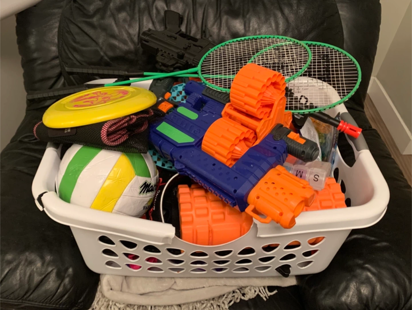 Free Household, Kitchen Items and Toys! - photo 2