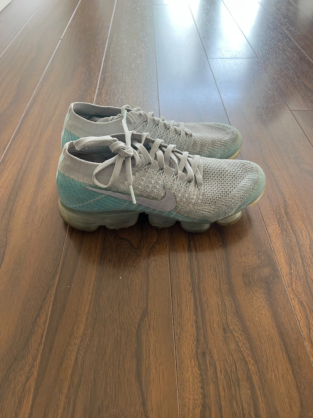 Nike Air VaporMax Flyknit 2 Size 8.5 - photo 2