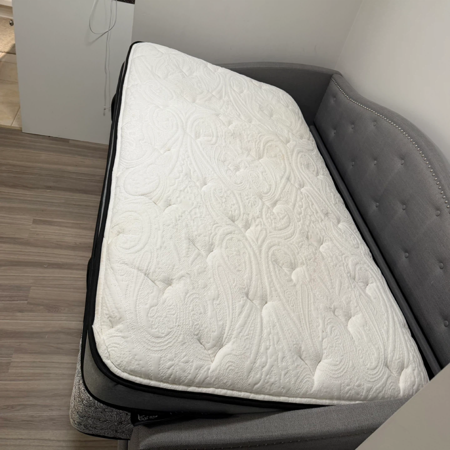 Kingsdown Ferraro Twin Mattress