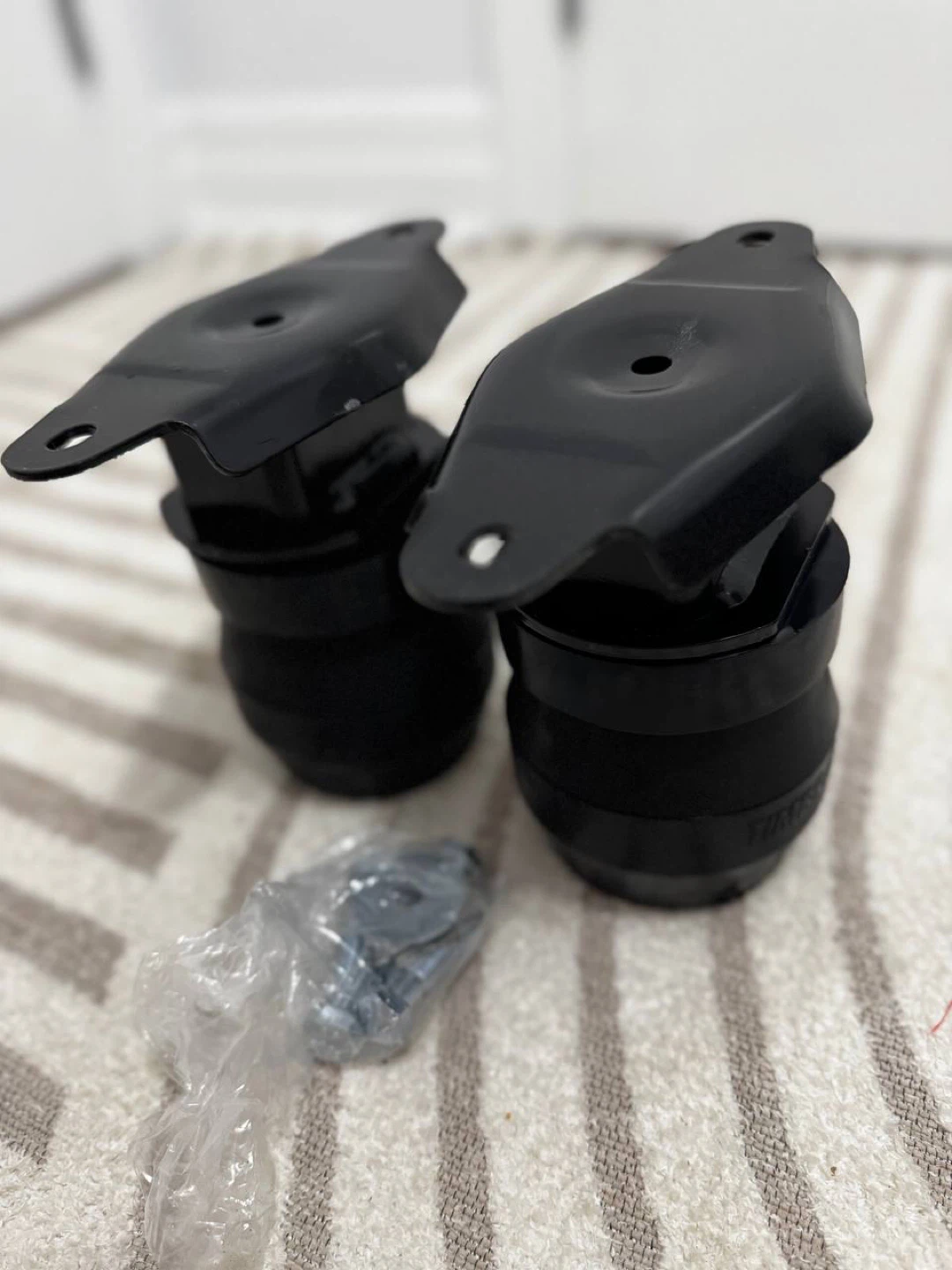 Ford F250 / F350 / F450 Timbren Rear Suspension Enh - photo 2