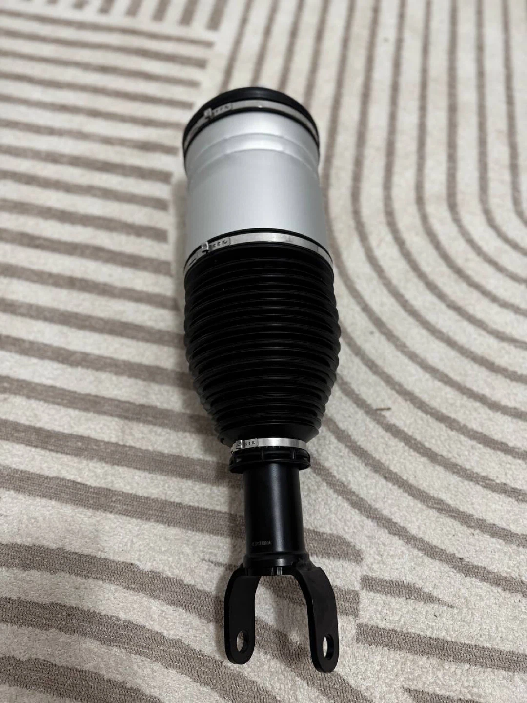 RAM 1500 Front Air Suspension Strut – PHILTOP AS3017 | OPEN BOX