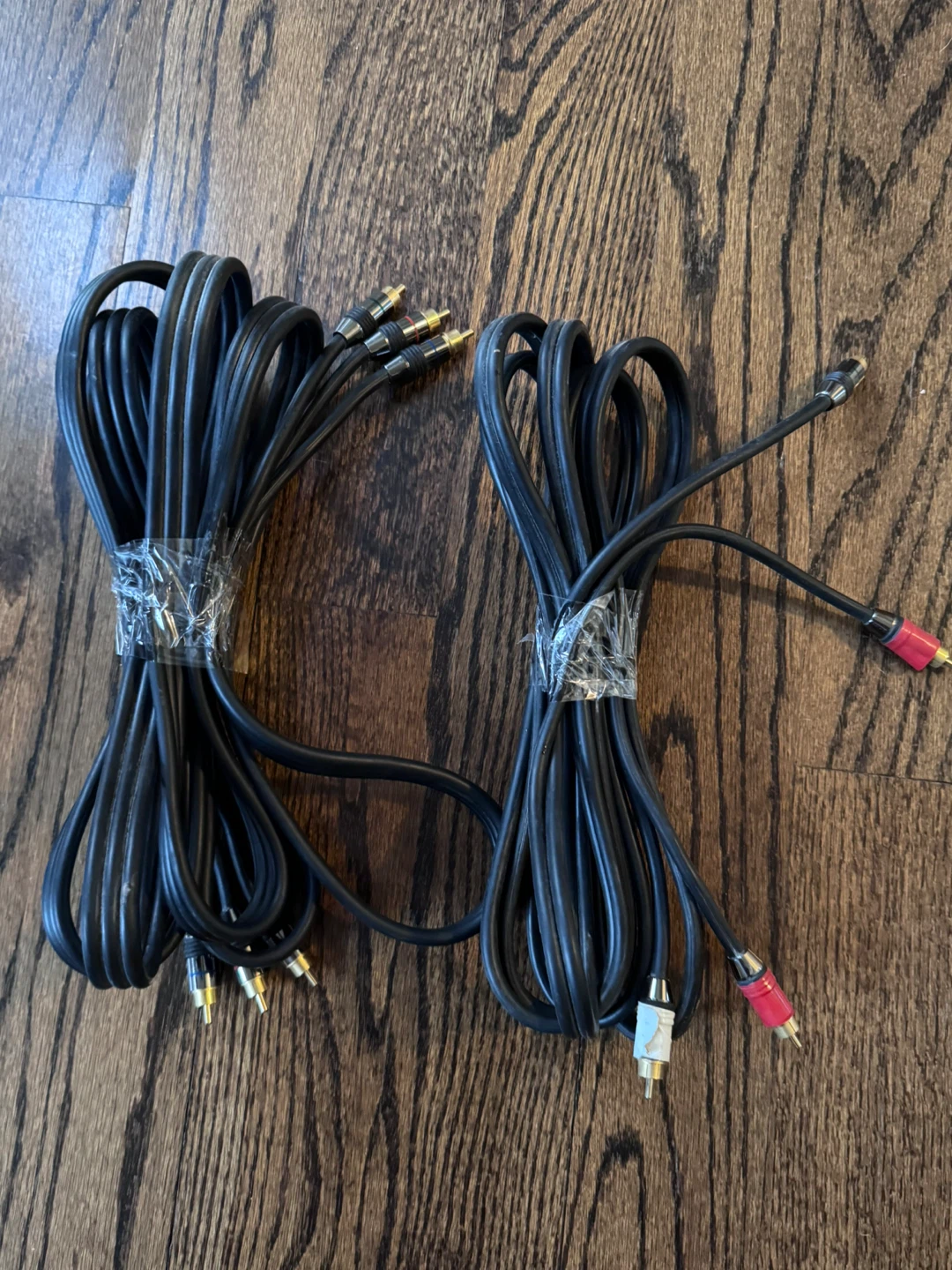 Audio video 2 Cables - RCA