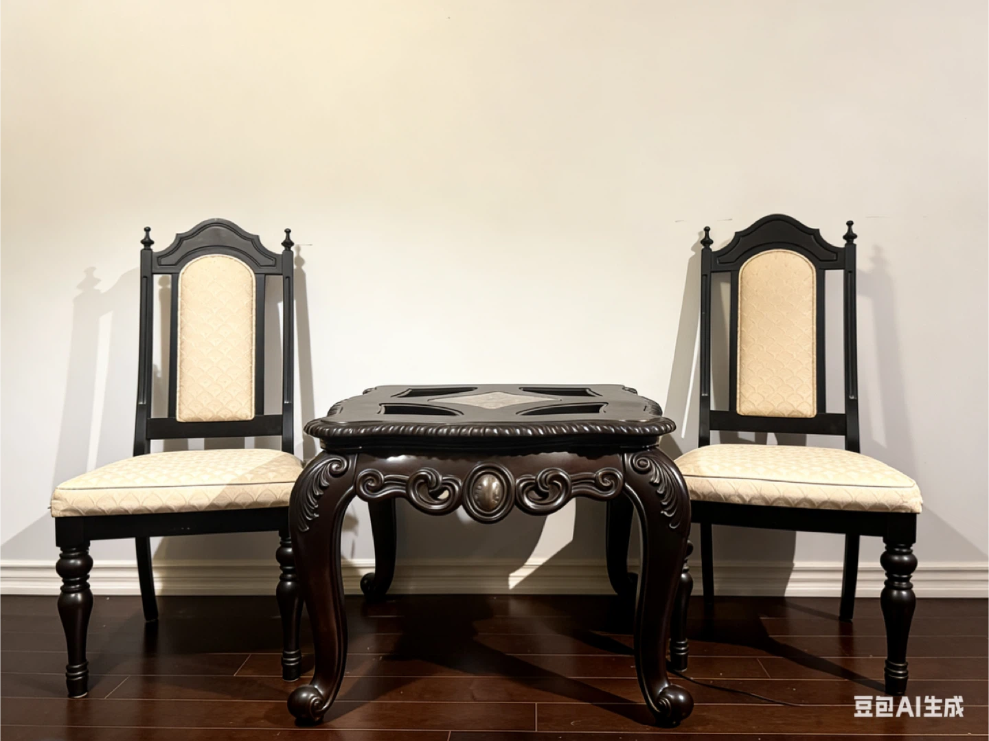 Antique Style Table and Chairs Set - photo 2