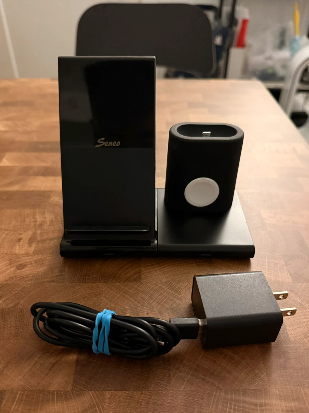 Seneo 3-in-1 Wireless Charger - 2x Available