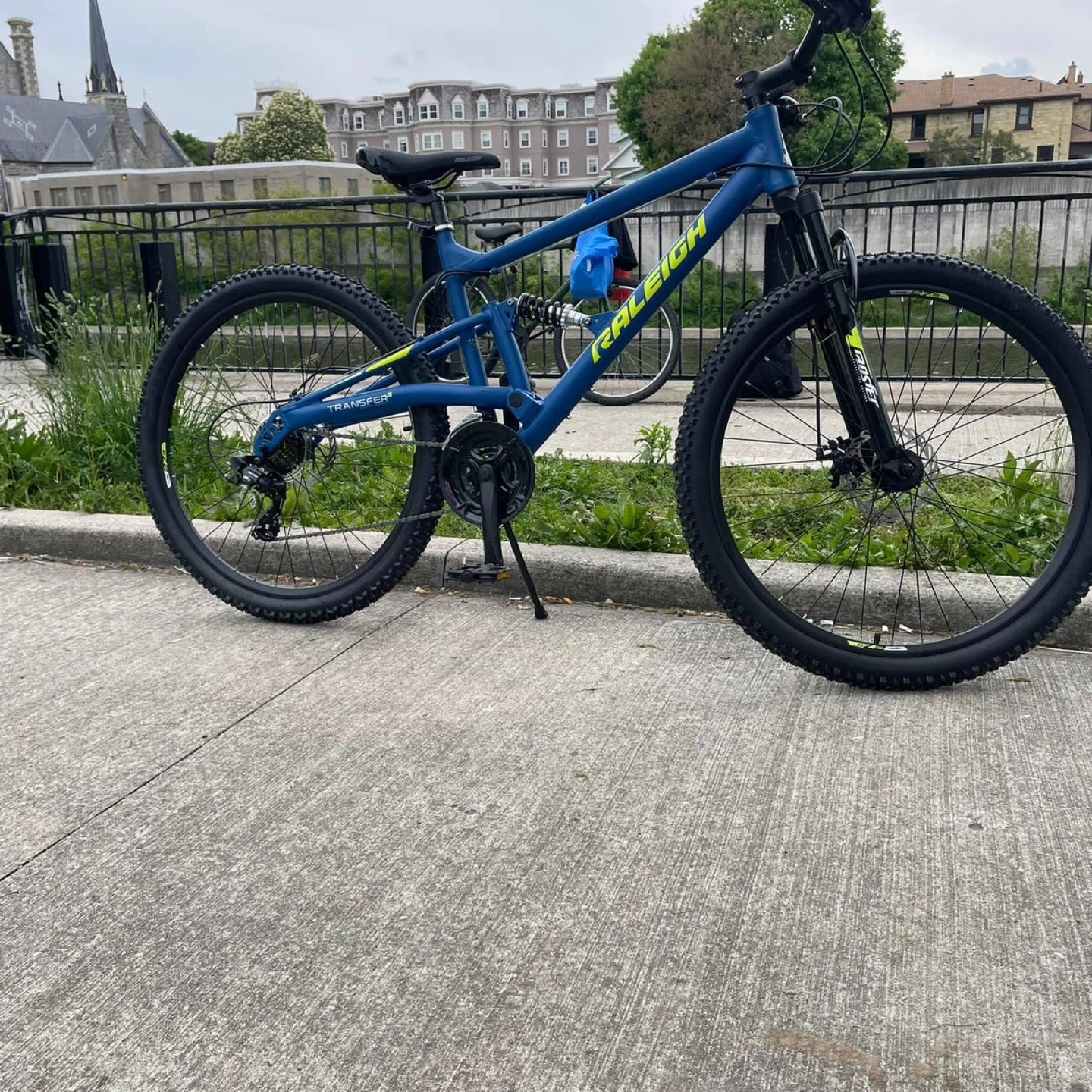 Raleigh Transfer Mountain Bike