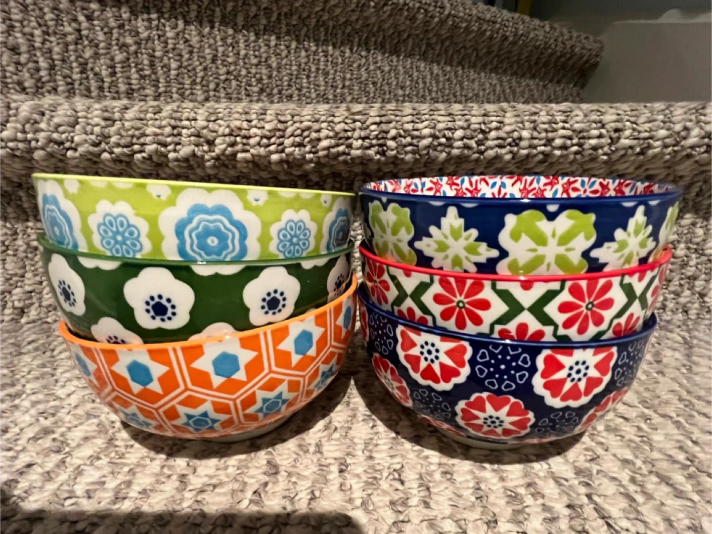 Set of 6 Patterned dinner Bowls