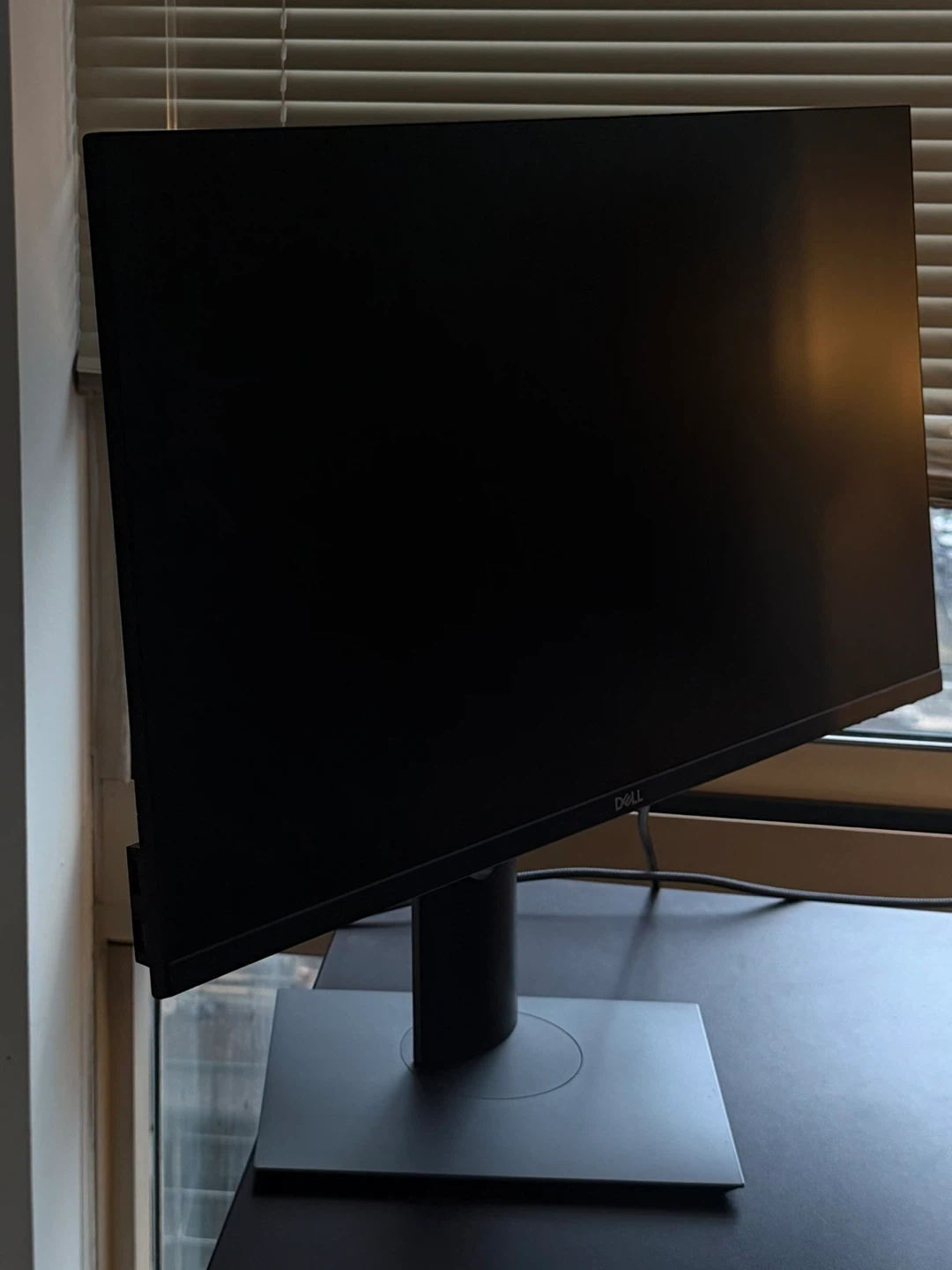 Dell P2719H 27-inch Monitor - photo 3