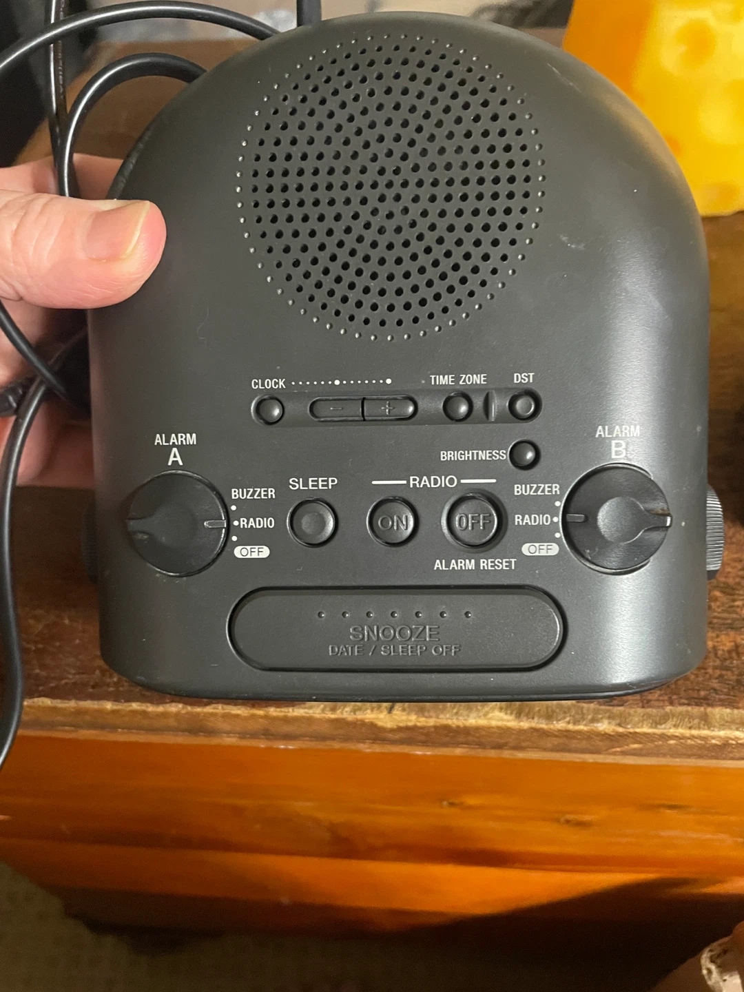Clock Radio - photo 3
