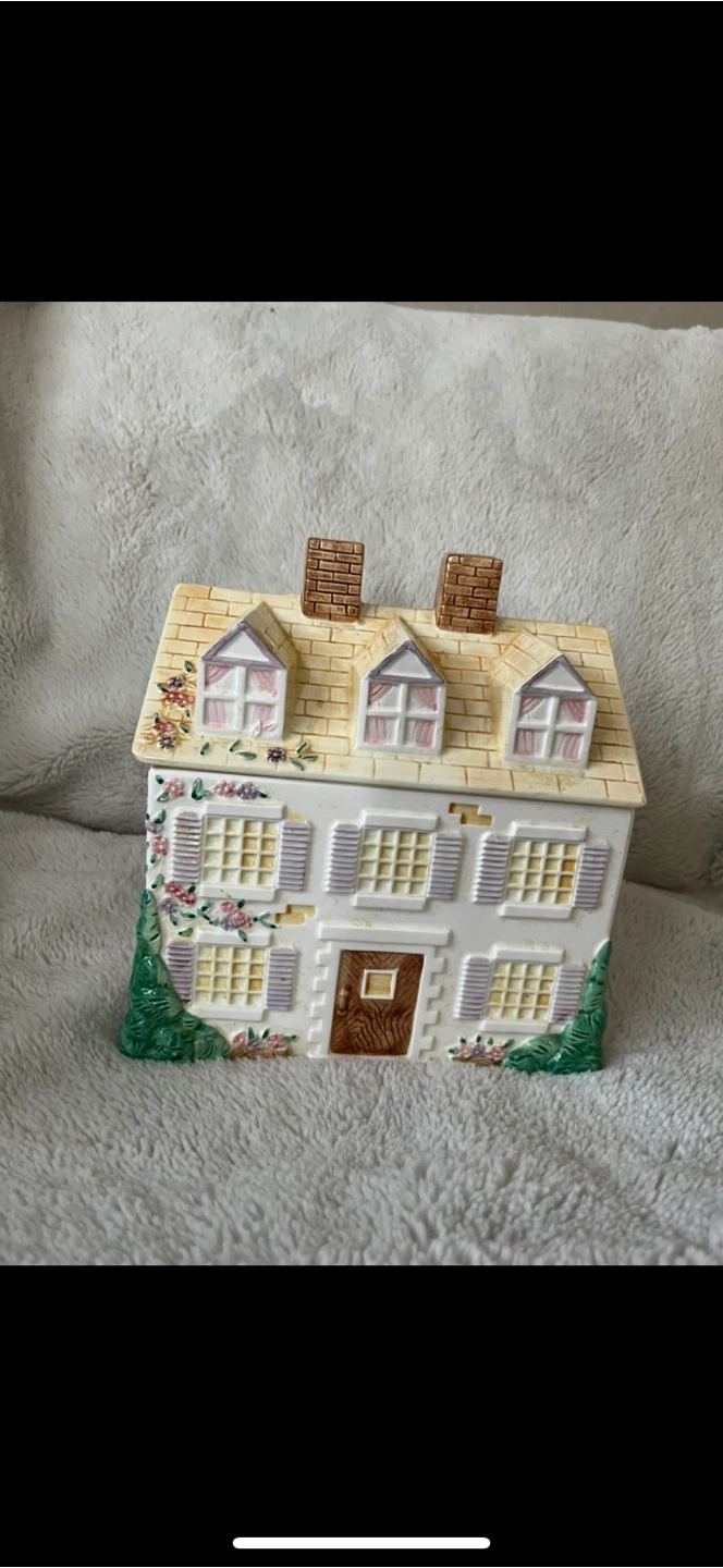 House Cookie Jar - photo 2