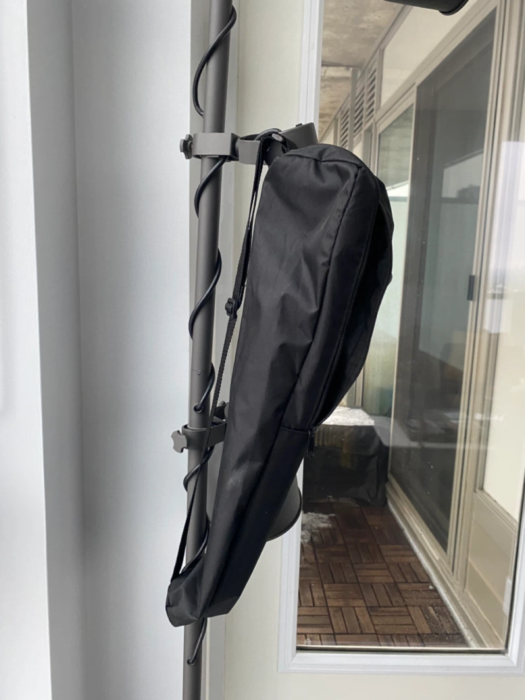 Insignia NS-TRP58 Tripod - photo 4
