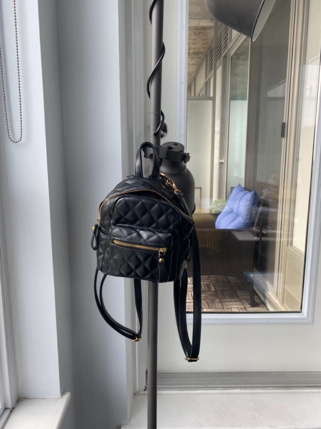 🧡 Black Quilted Mini Backpack