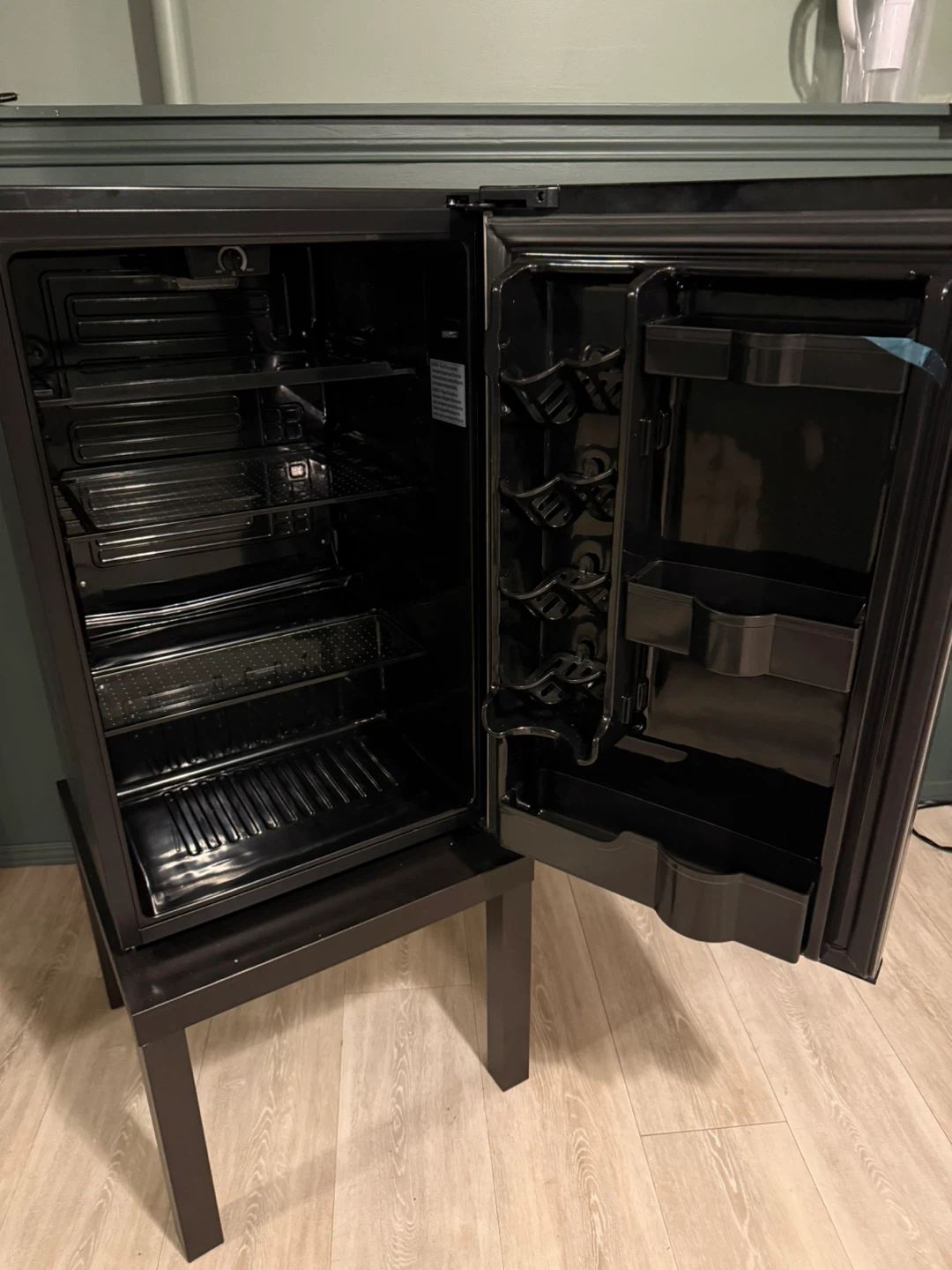 Danby Designer DBC120BLS Beverage Center - photo 3