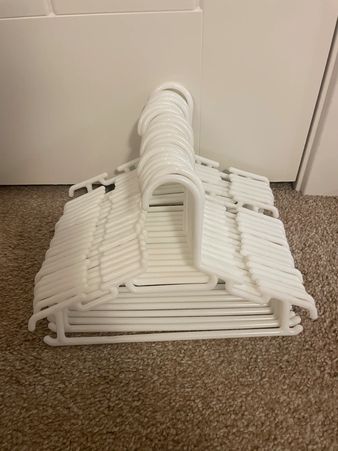 Children White Clothing Hangers. - photo 2