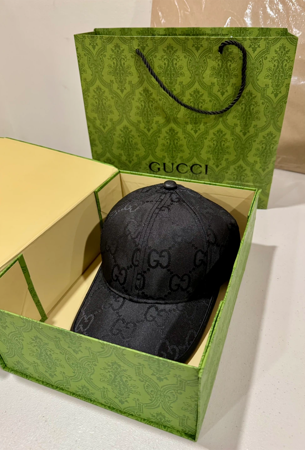 Gucci Black GG Canvas Baseball Hat - Includes Box! - photo 2