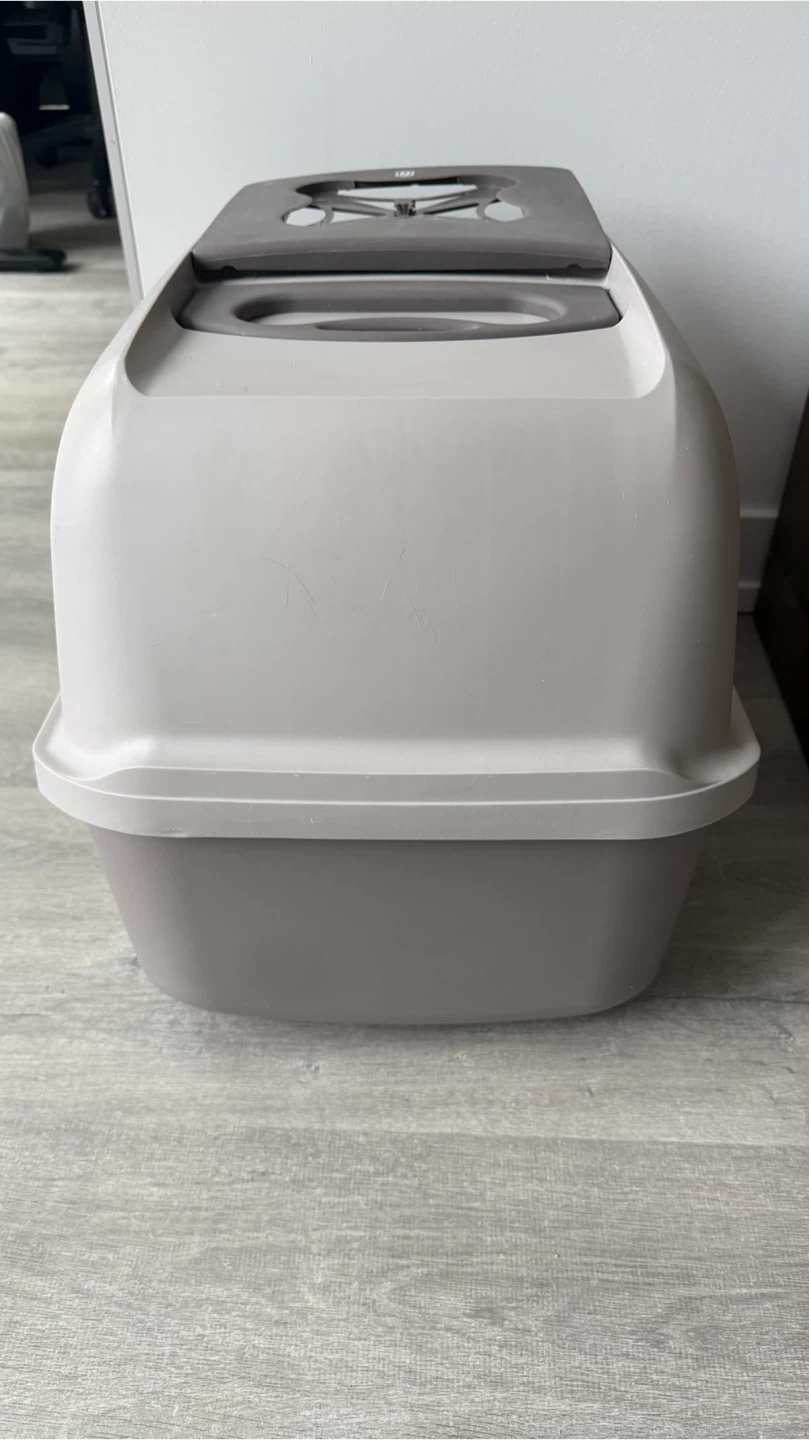 Catit Hooded Cat Litter Box - photo 4