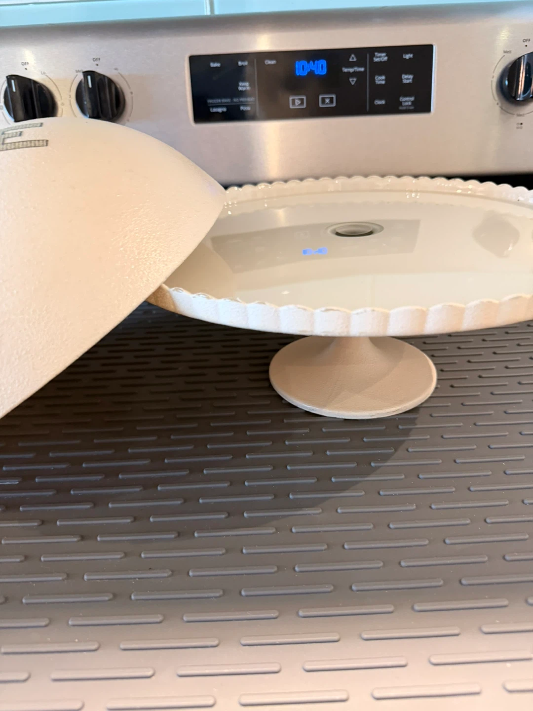 Hand made Cake Stand with Lid - 'Love Lives Here' - photo 4