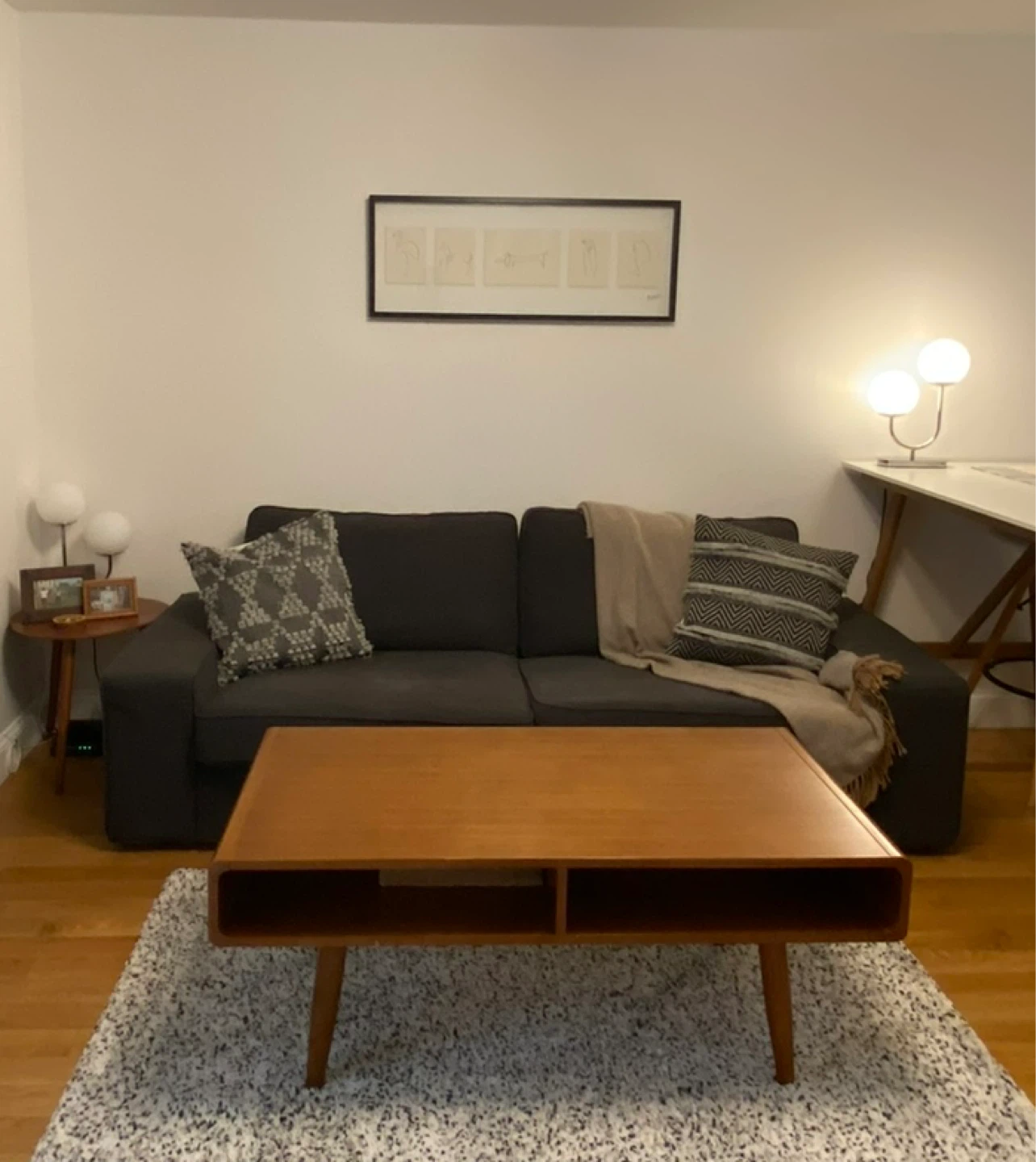 IKEA kivik sofa + 2 covers - photo 2