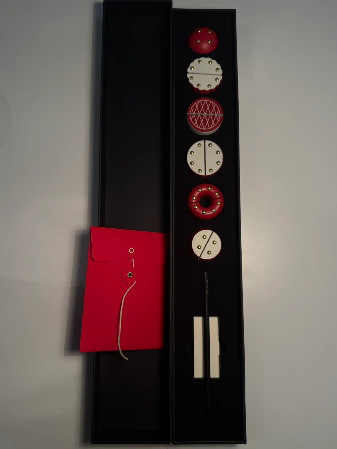 Prada VIP gift- Holiday Table Card Holder Set - photo 2
