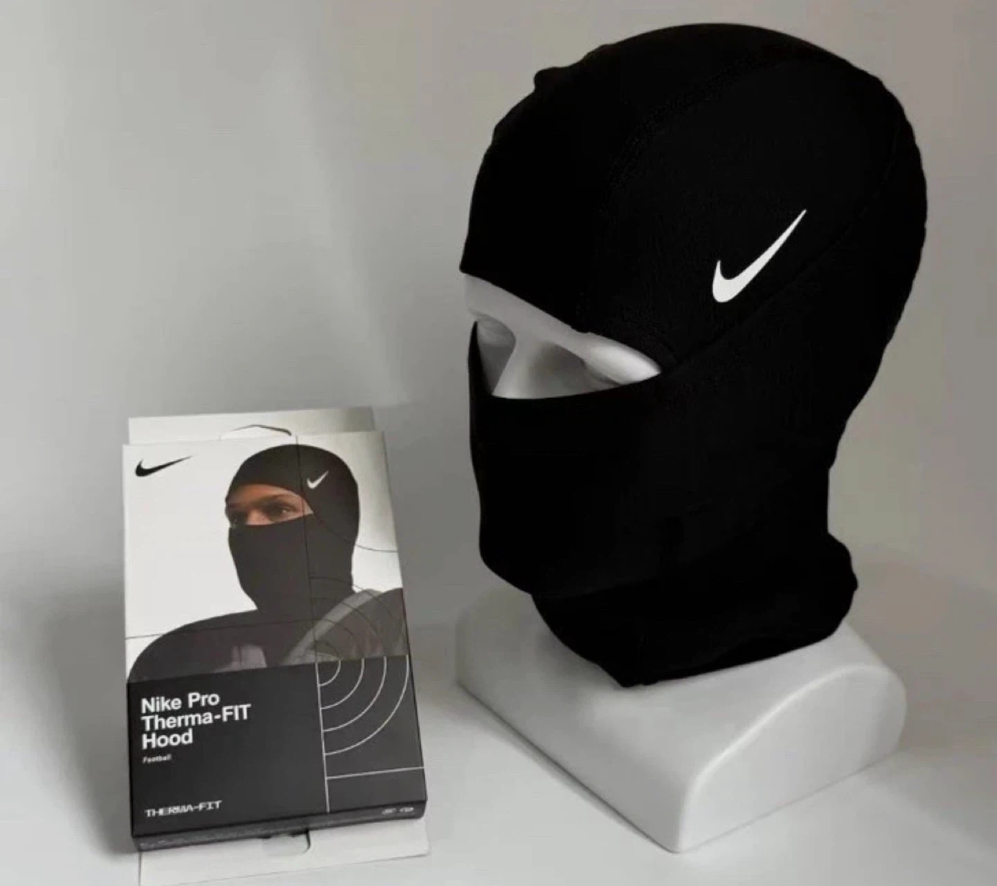 Nike Pro Therma-FIT Hood - Black