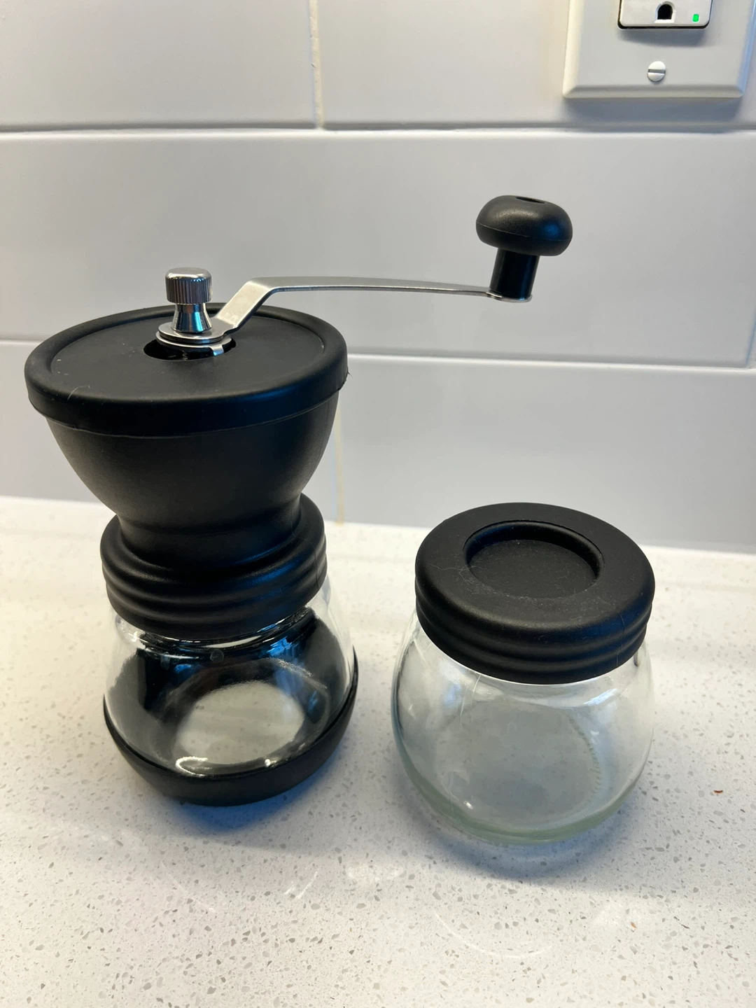 Manual coffee grinder