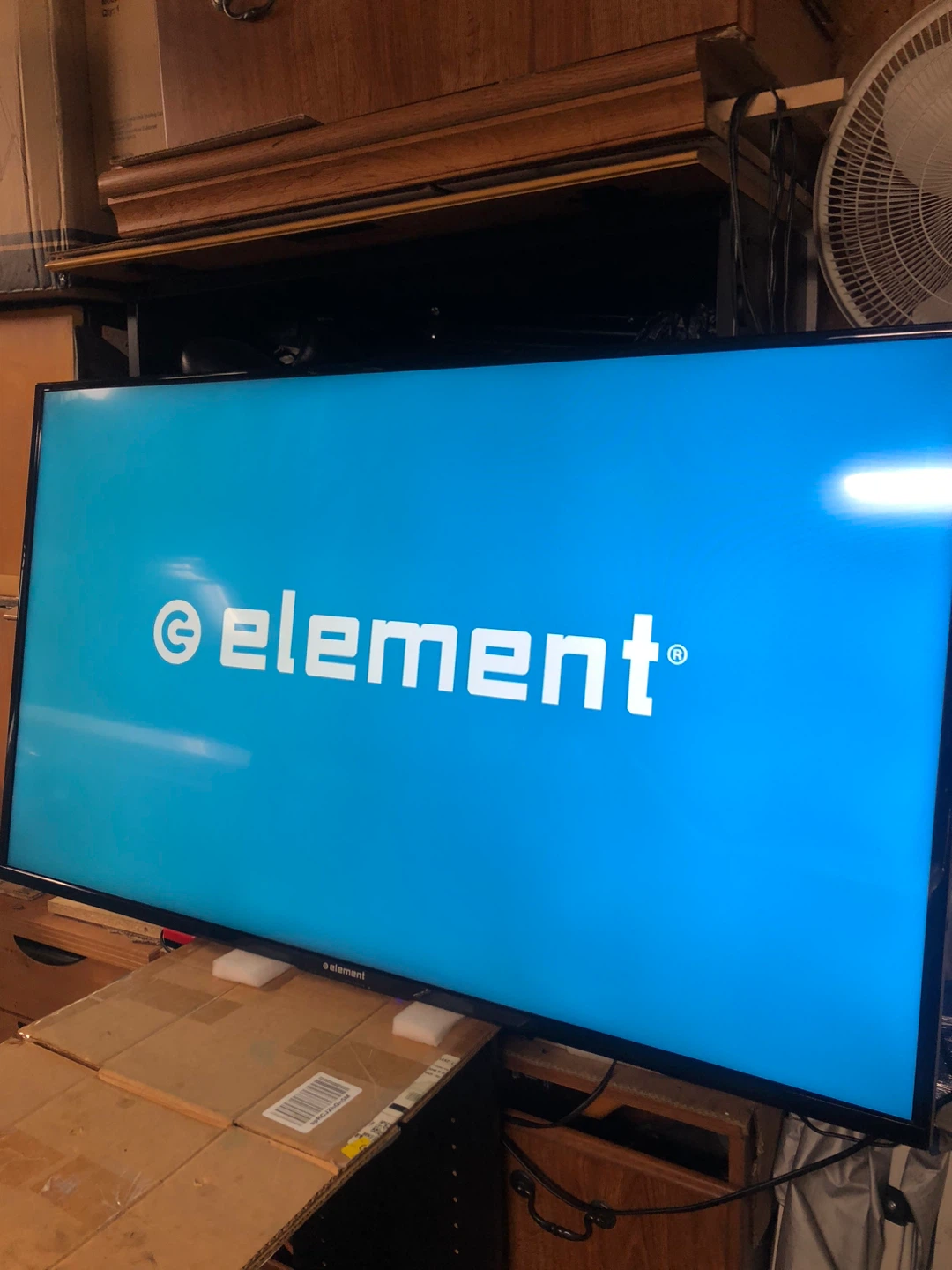 Element TV 55”