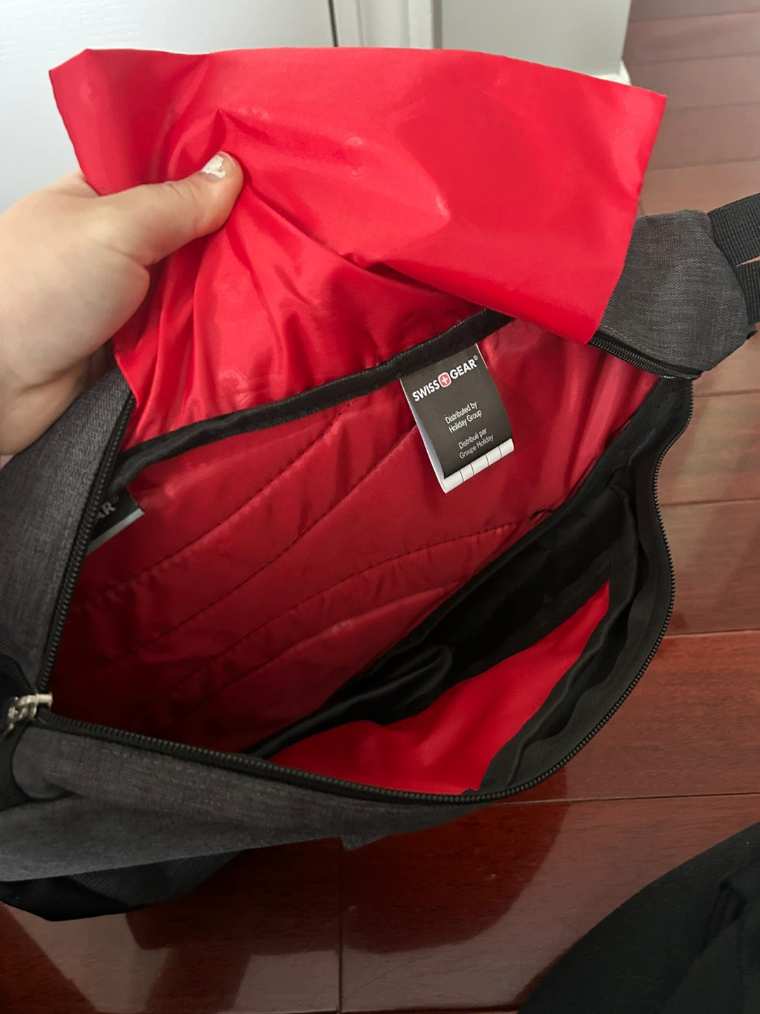 Swiss Gear Sling Bag - photo 4