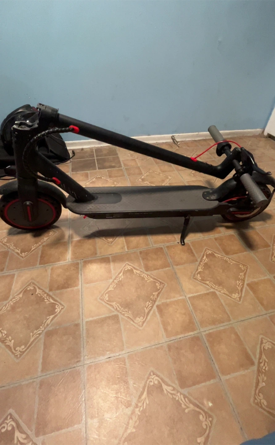 Xiaomi Electric Scooter - With charger - photo 2