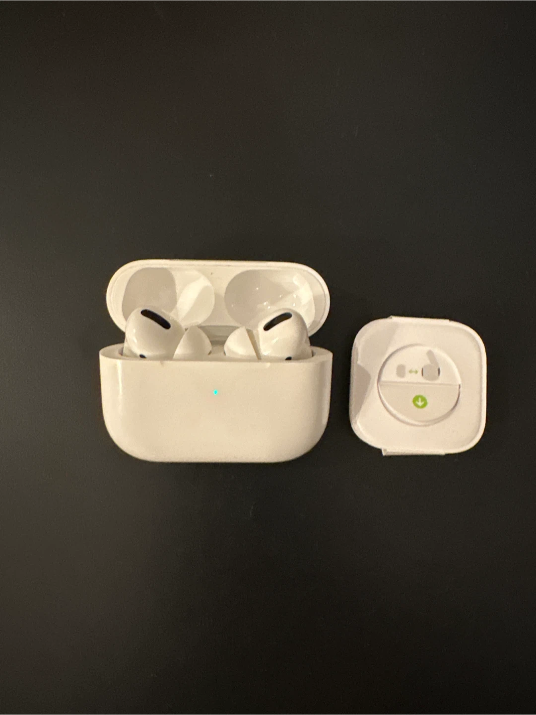AirPods Pro Gen1 Case - Optional Earbuds too