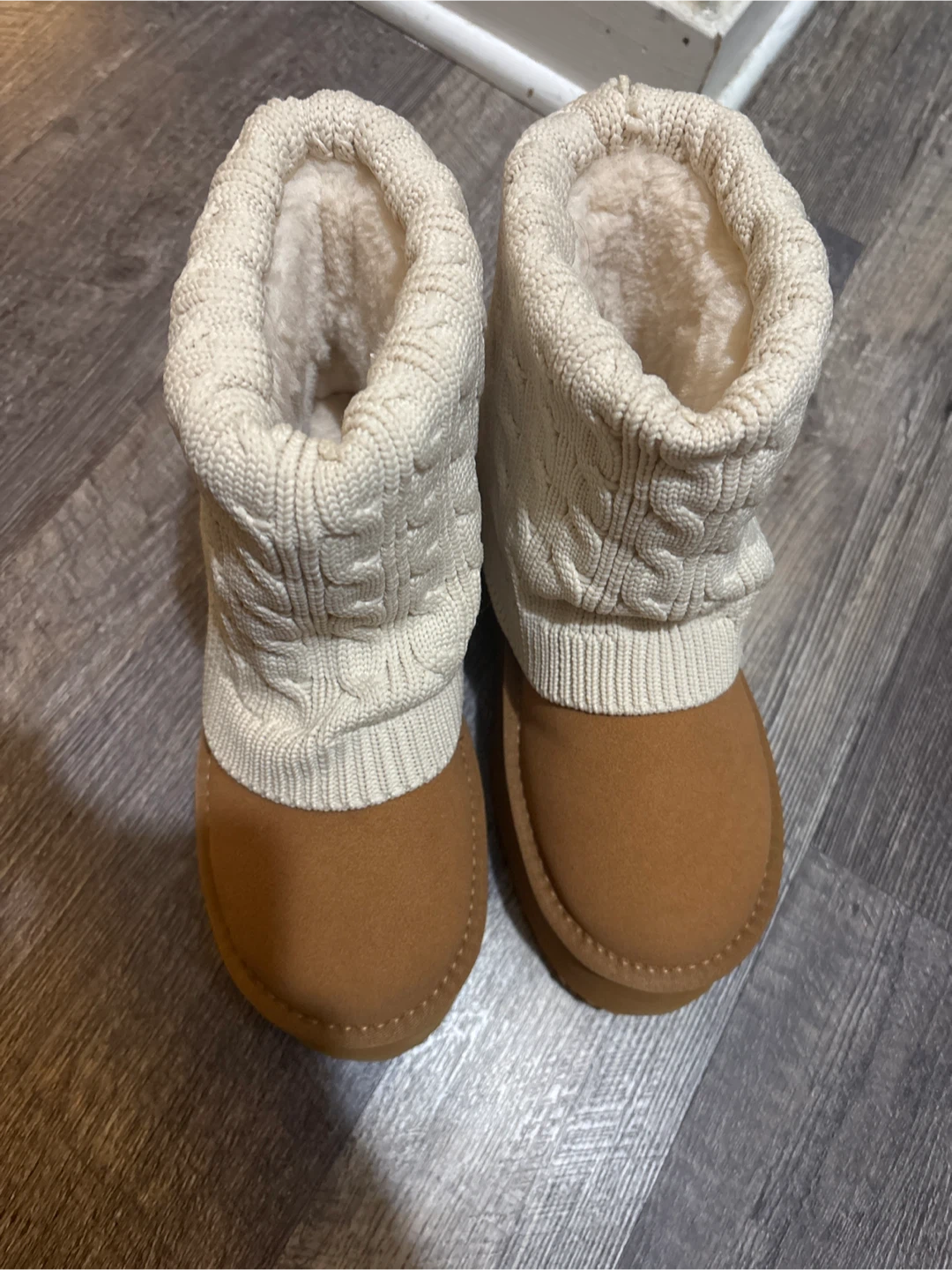 UGG Knit Cuff Boots - Size 7.5
