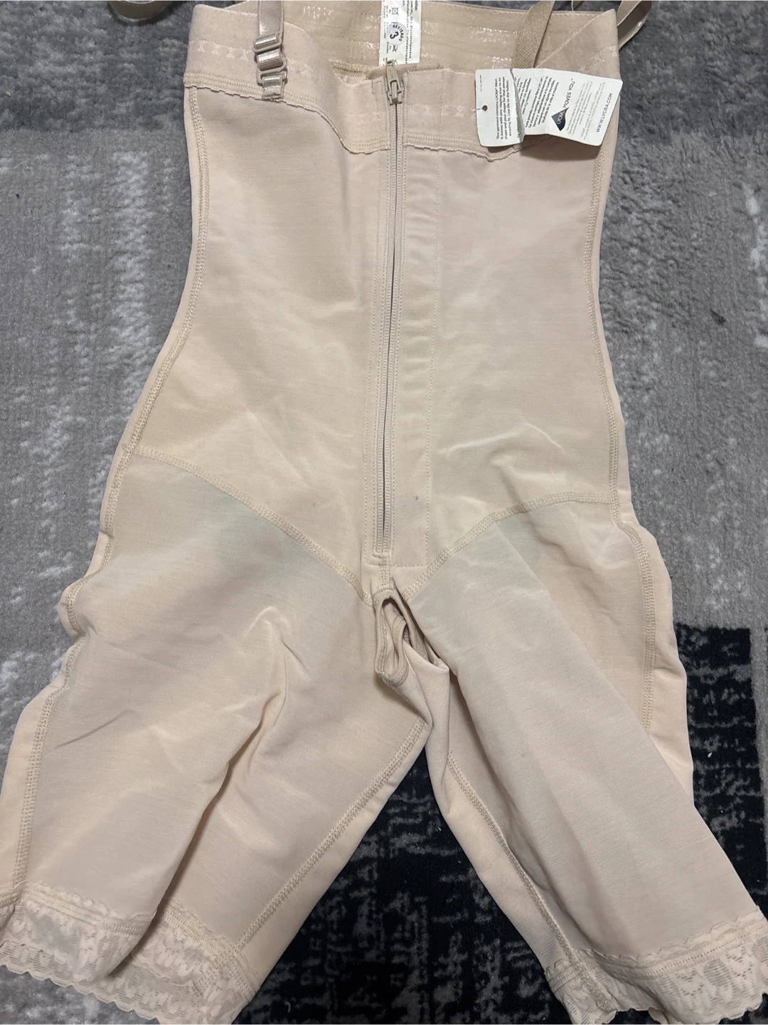 Sparta Shapewear Bodysuit - Size M - photo 4