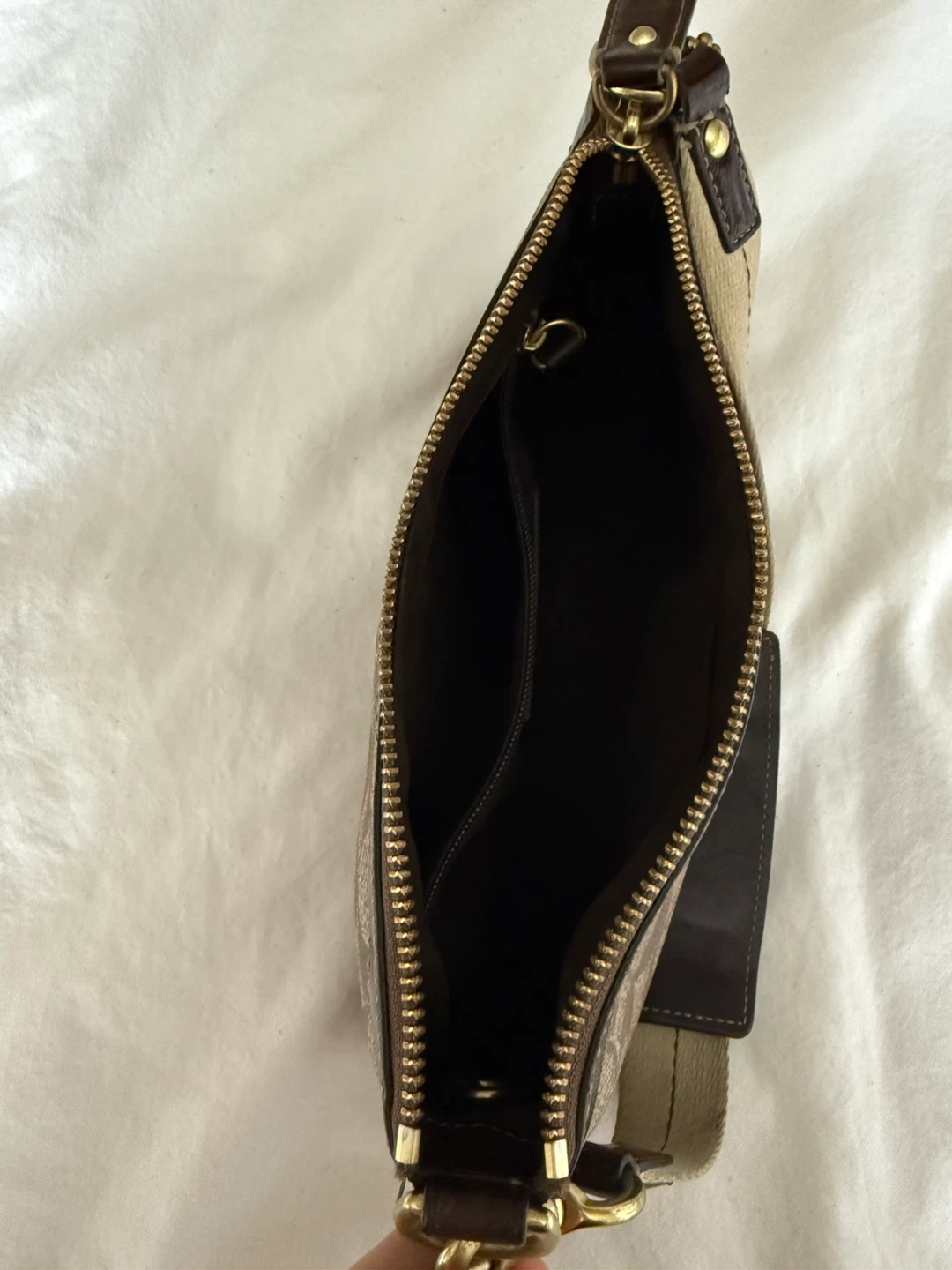 Coach Signature Demi Baguette - photo 4