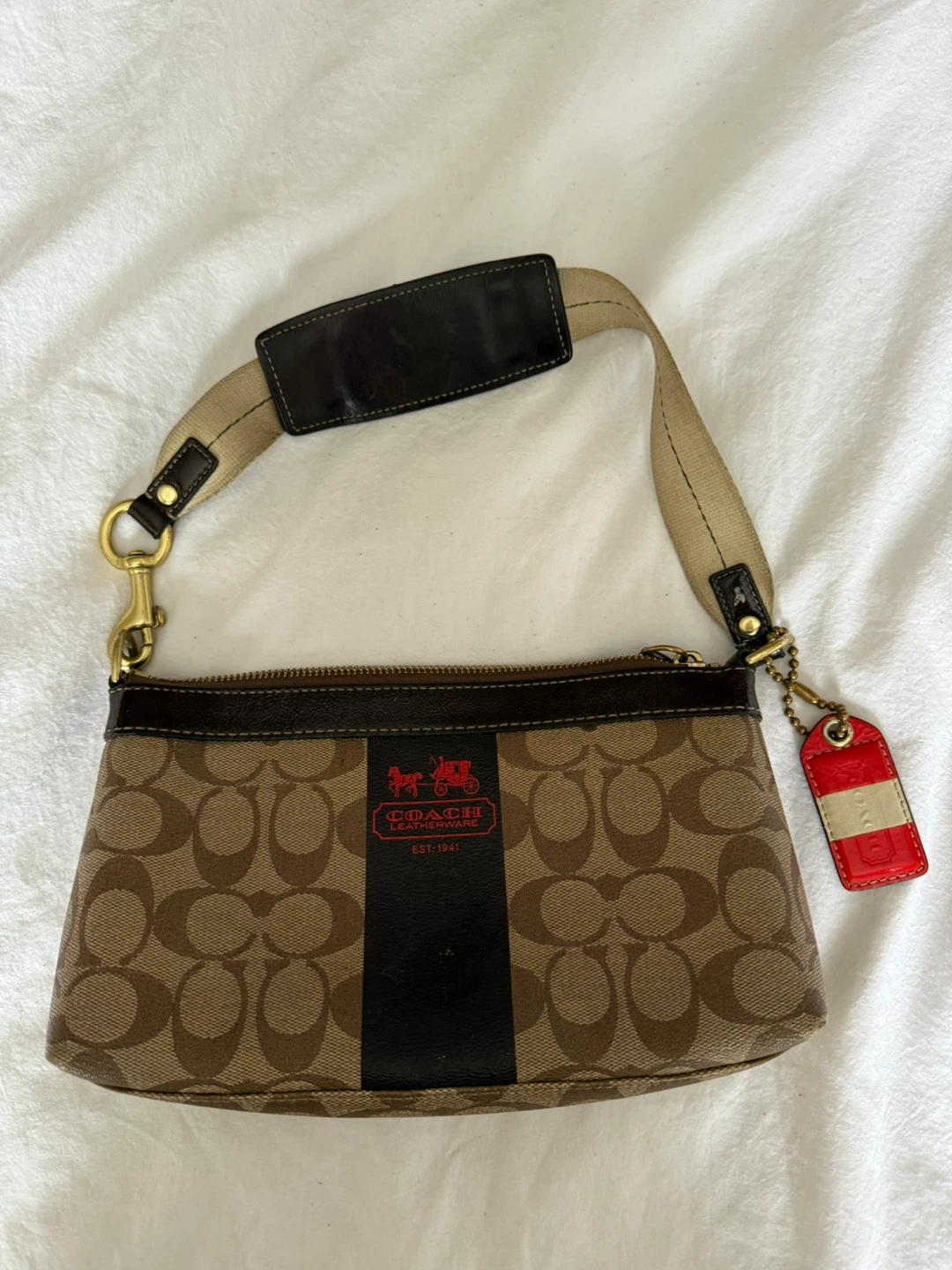 Coach Signature Demi Baguette