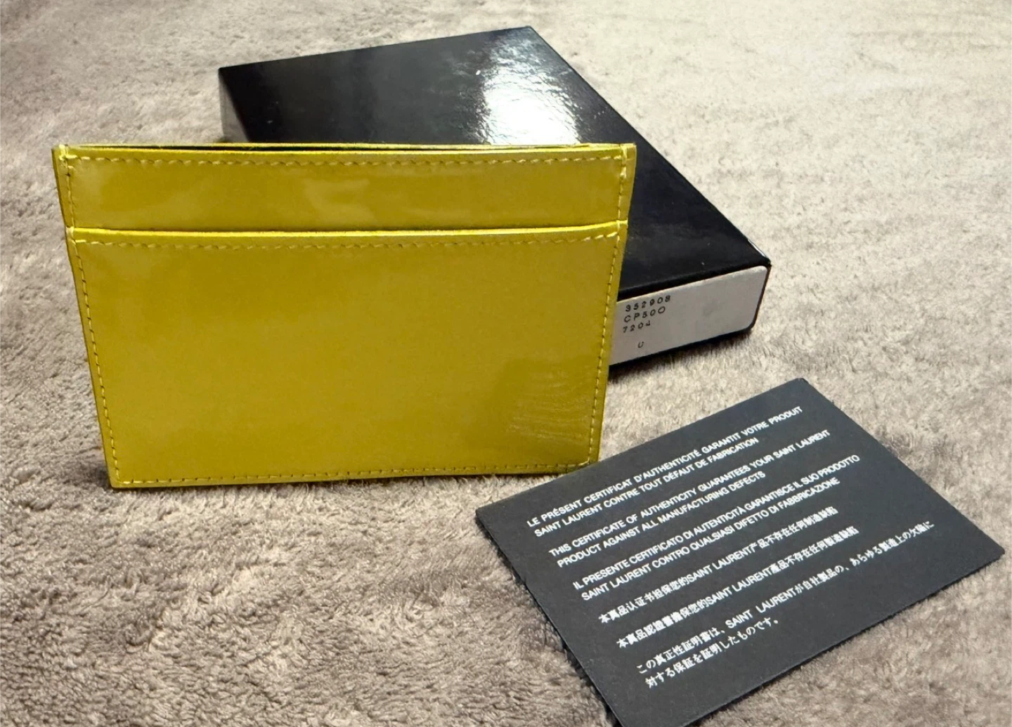 Saint Laurent YSL Belle De Jour Card Case Patent Citron - photo 2