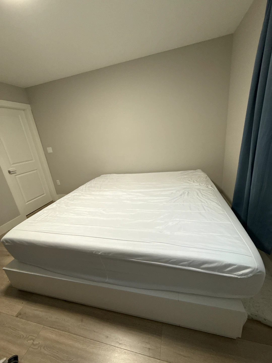 IKEA Nordli White Bed Frame (King) with Storage Drawers - photo 2