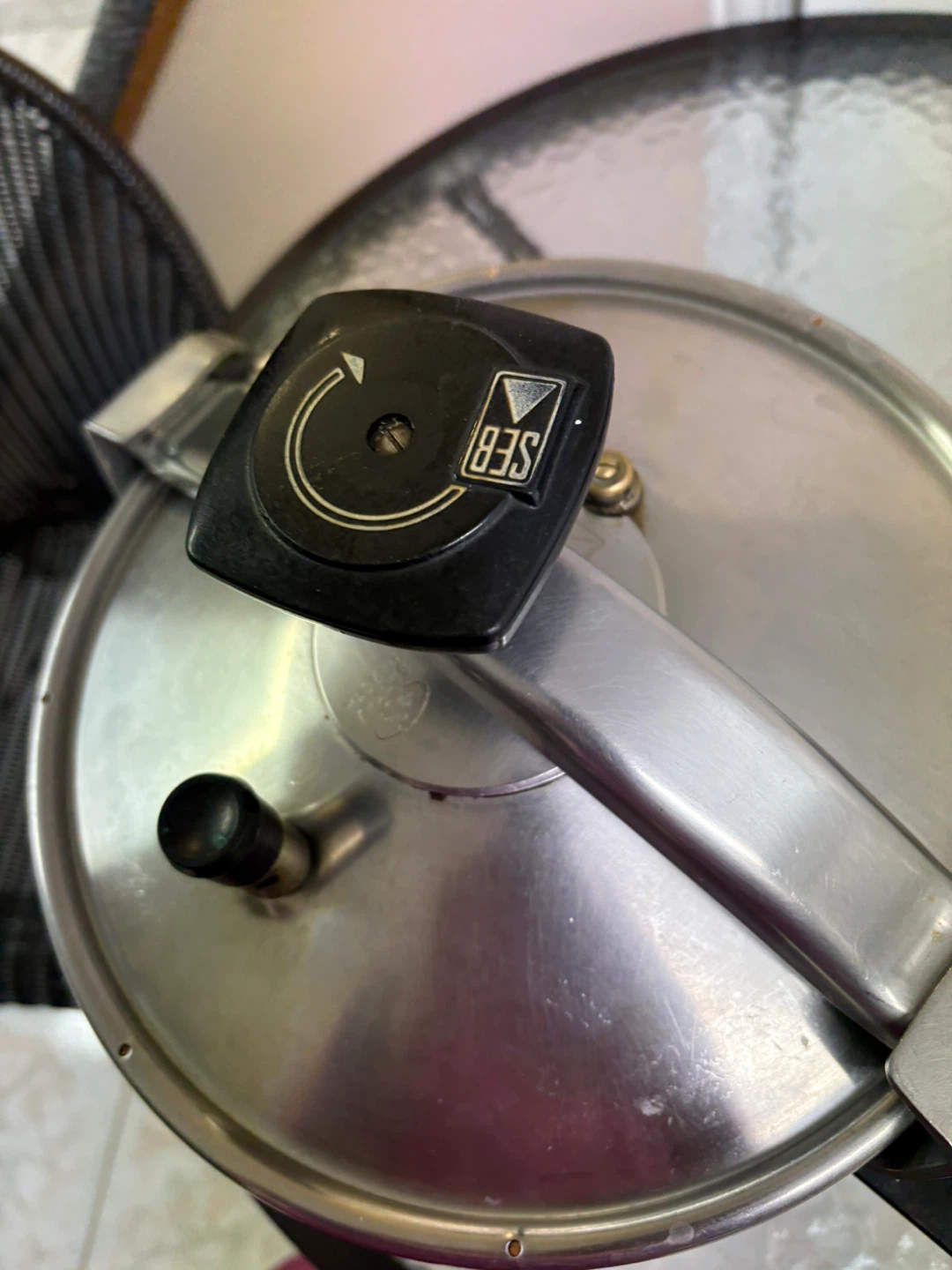 SEB Pressure Cooker - photo 2